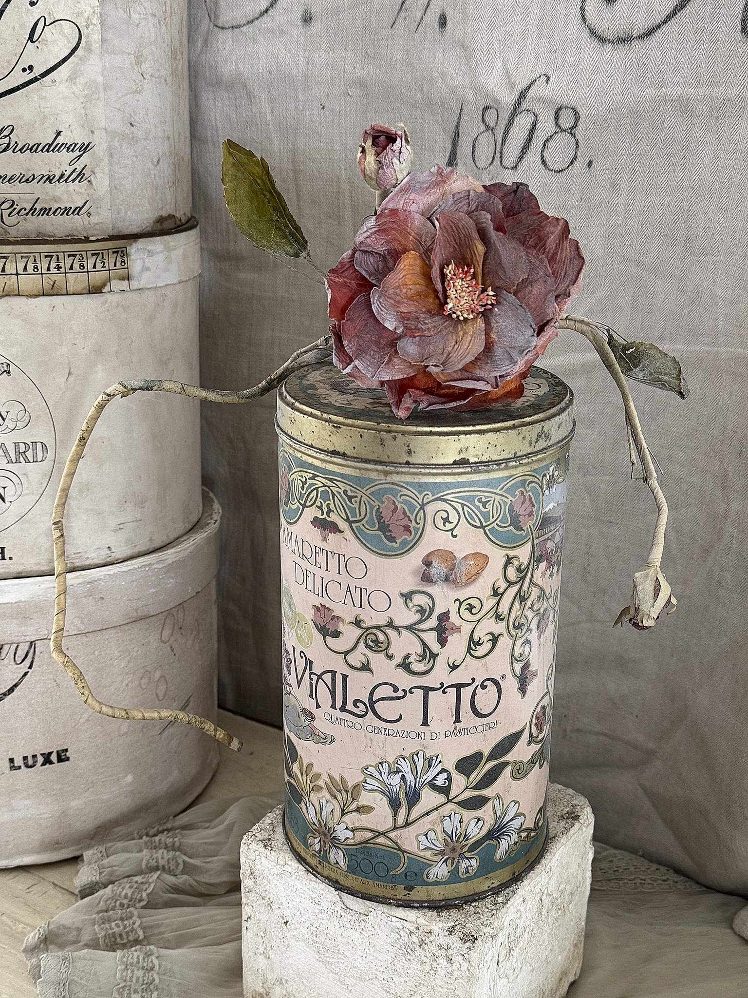 Duo alte Dose mit Wachsblüte*** Duo alte Dose mit Wachsblüte***