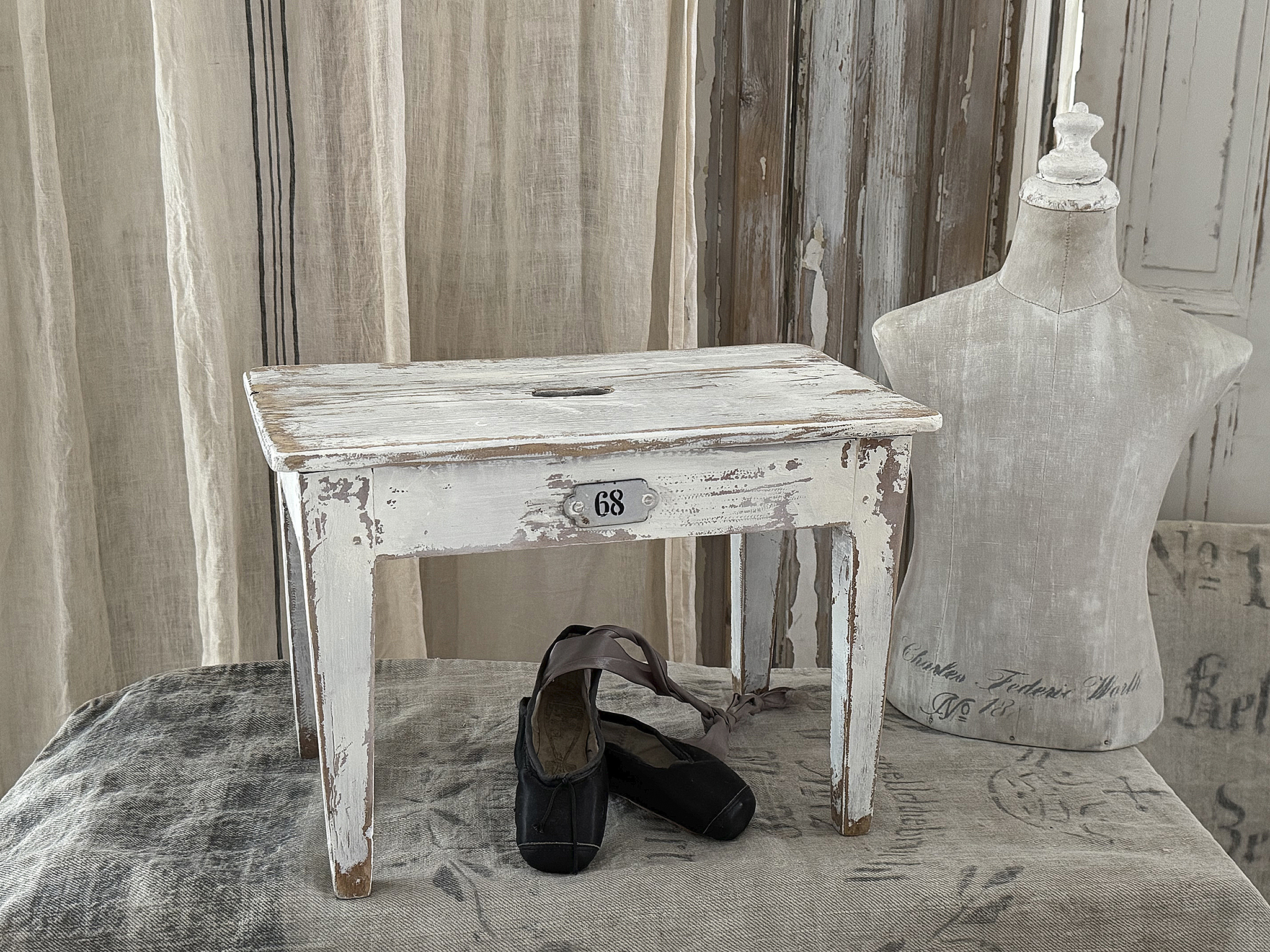 Altes großes Fußbänkchen Shabby-pur***