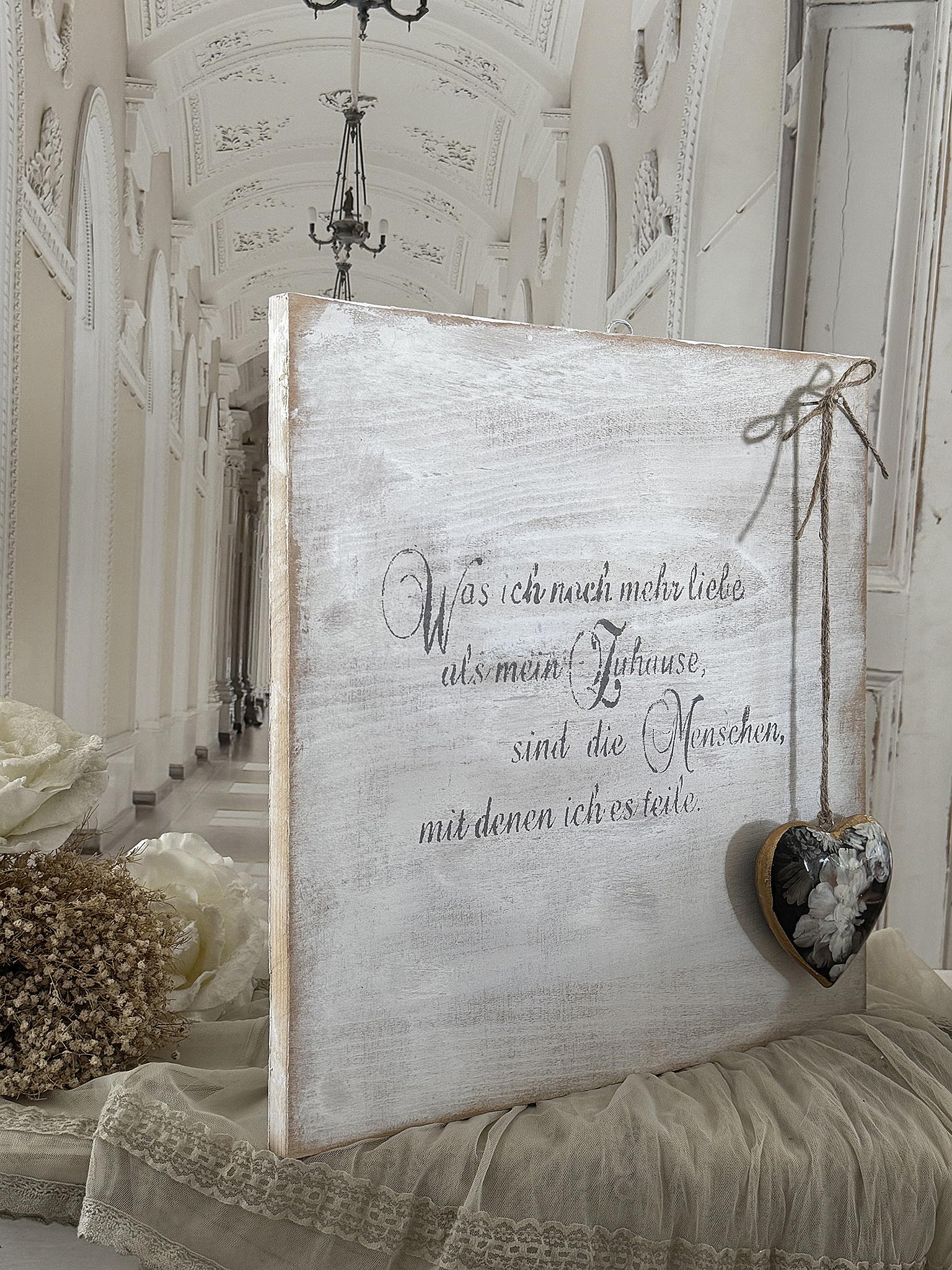 Charmantes Shabby-Bild „Mit Herz zu Hause“***