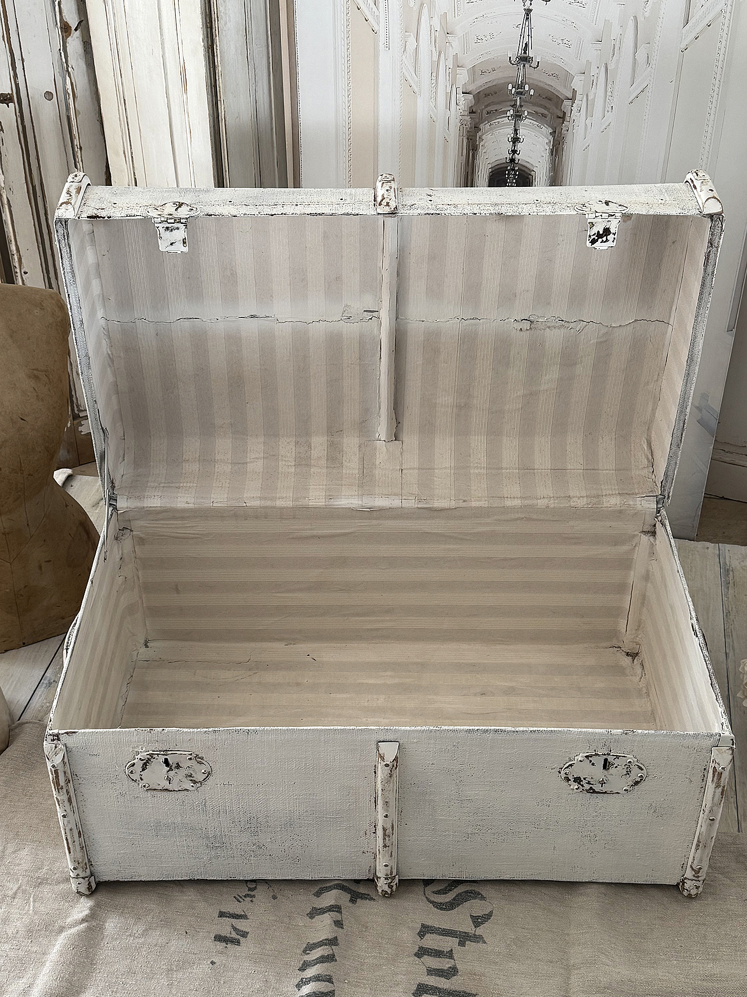 Antiker Überseekoffer über 100 Jahre – Shabby Chic – Reisetruhe / Couchtisch – Unikat***