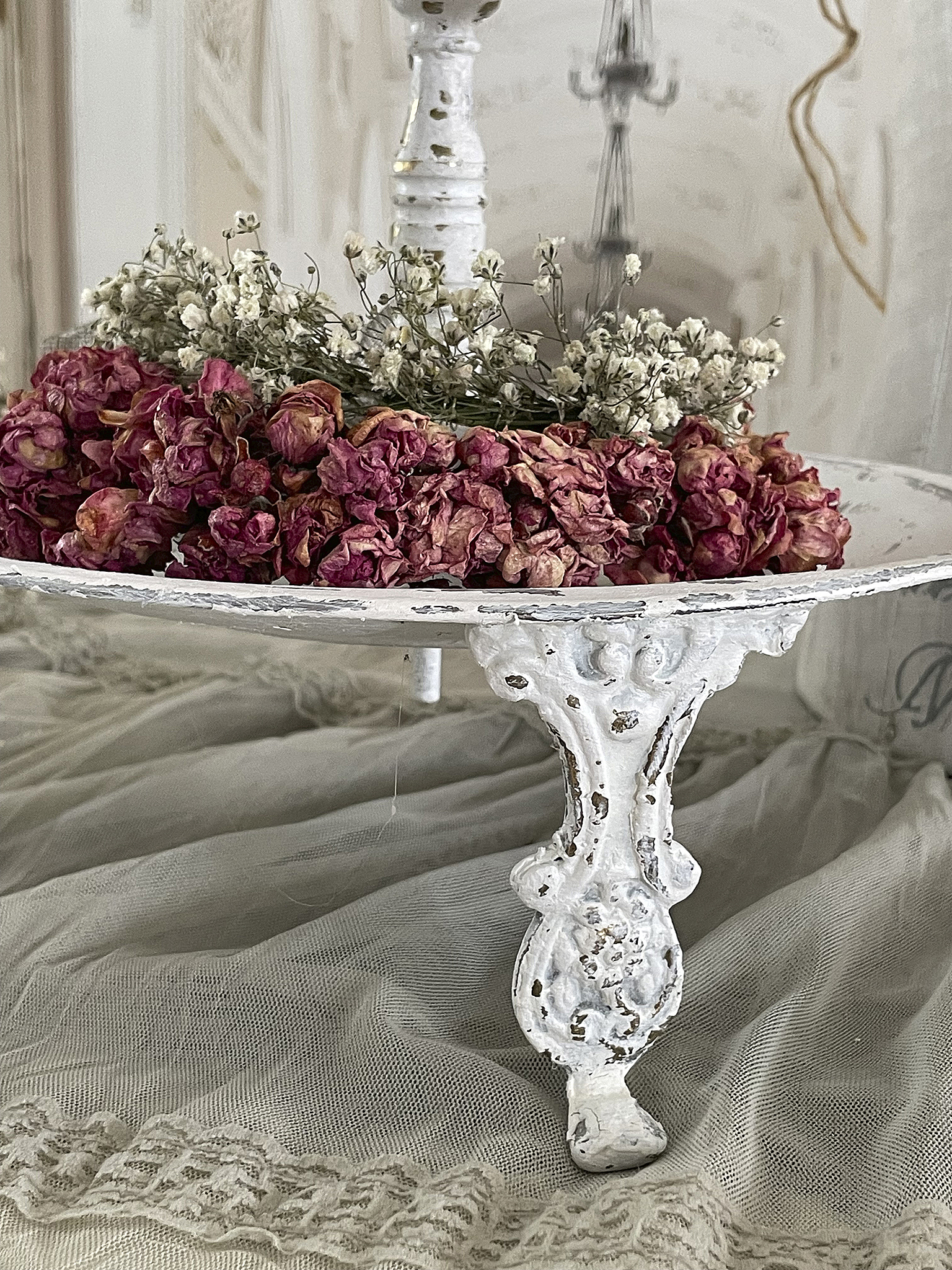 Alte Etagere im Shabbykleid*** Alte Etagere im Shabbykleid***