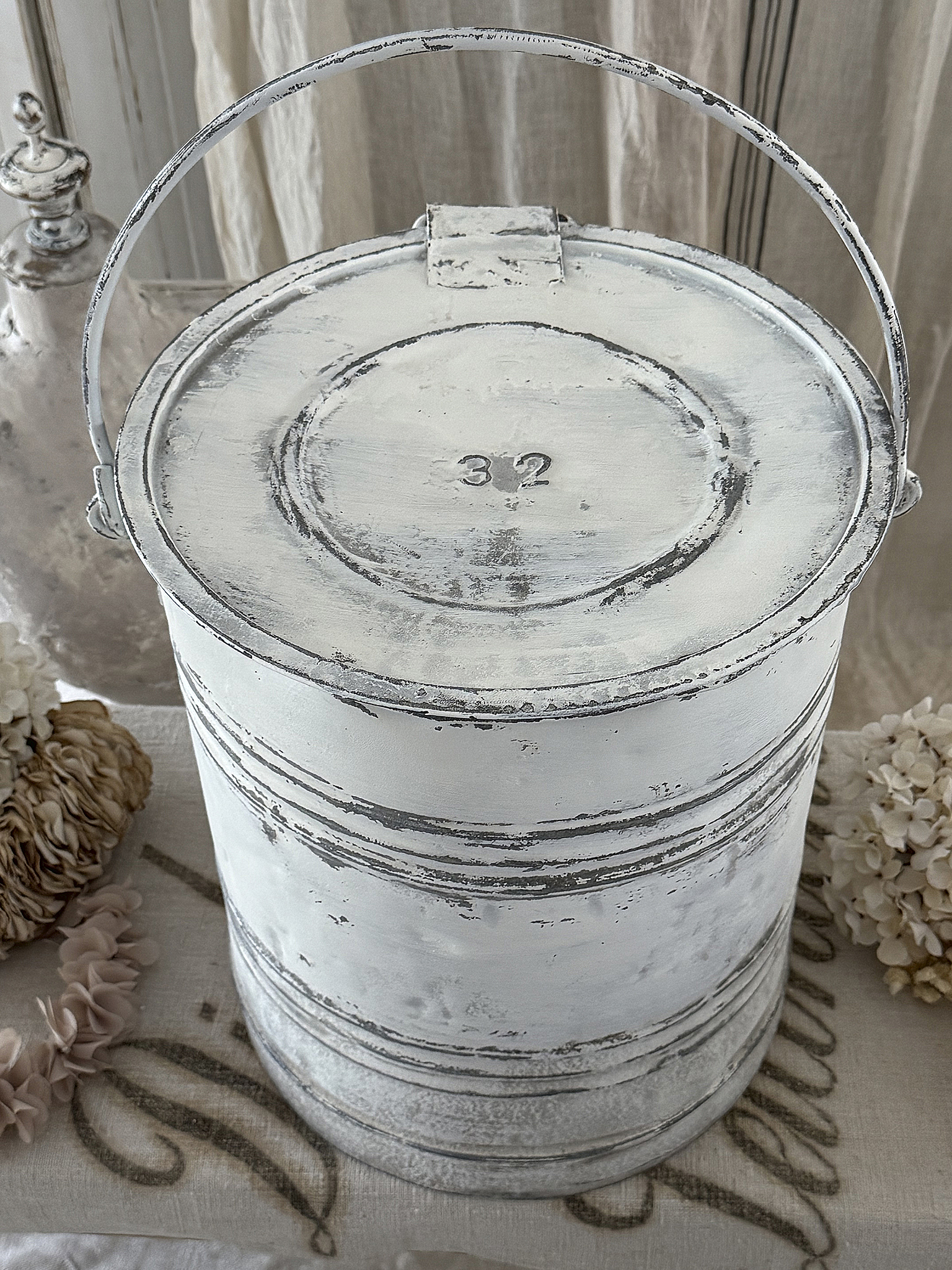 Alter Zinkeimer 32 Liter | Shabby Chic Weiß | Vintage Kohleeimer mit Deckel | Zinktonne***