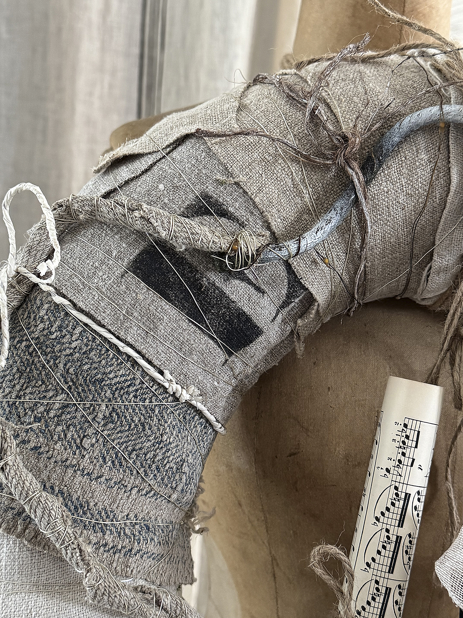 Großer Vintage-Kranz aus altem Leinen – handgefertigte Dekoration mit Charakter***