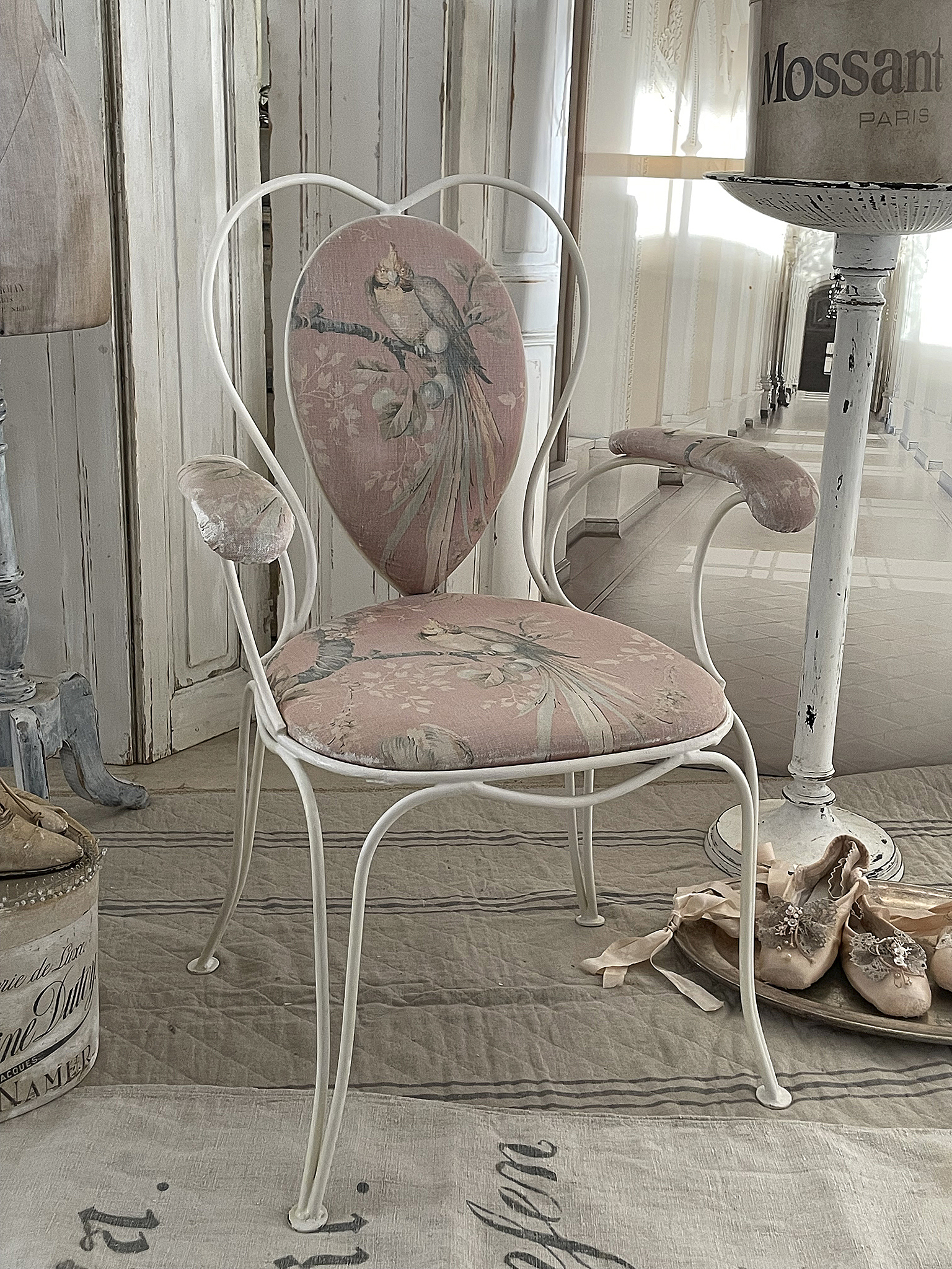 Alter edler Metallstuhl mit Polster*** Alter edler Metallstuhl mit Polster***