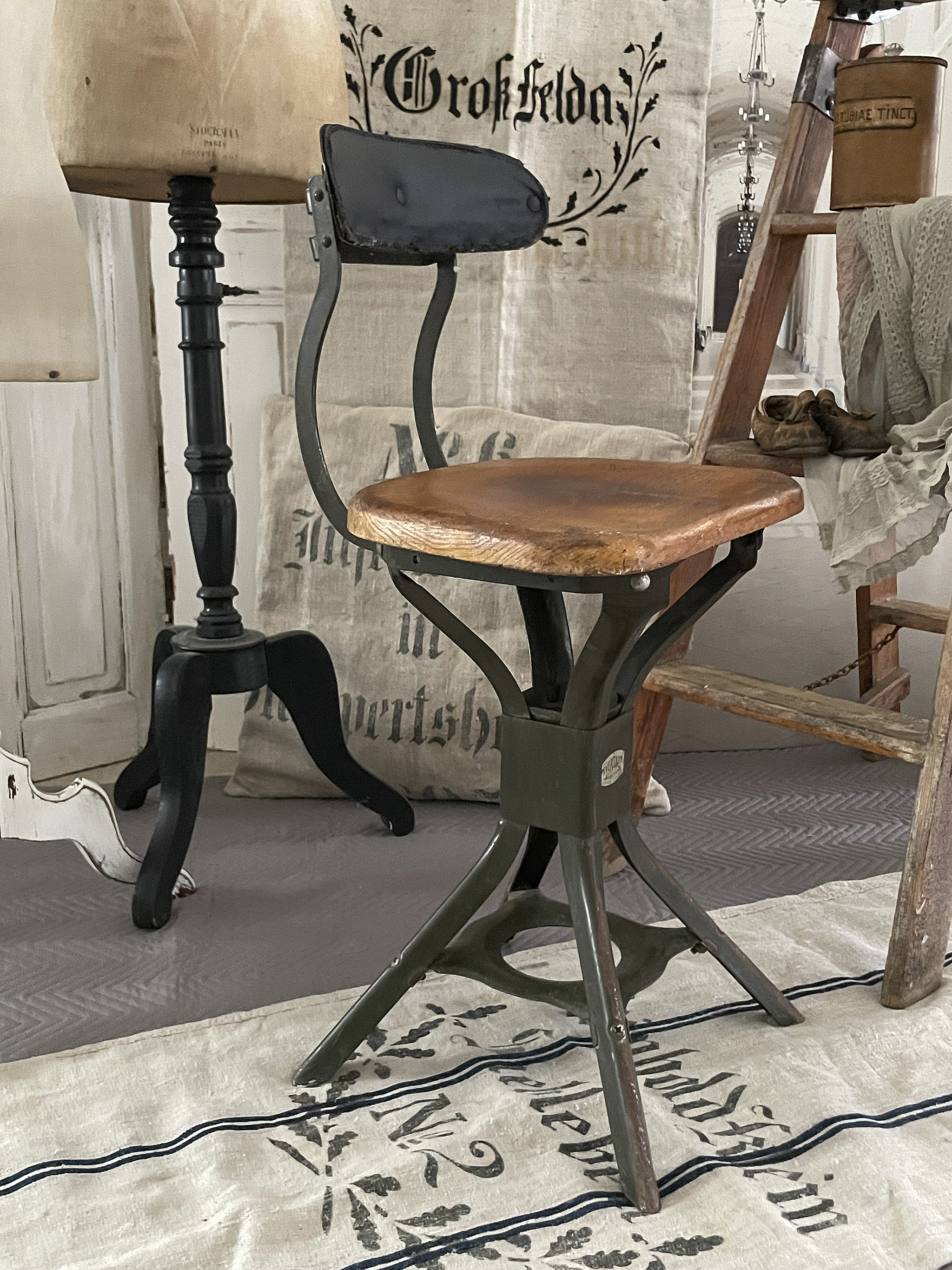 Reserviert! Cooler Vintage Loft Stuhl*** Reserviert! Cooler Vintage Loft Stuhl***