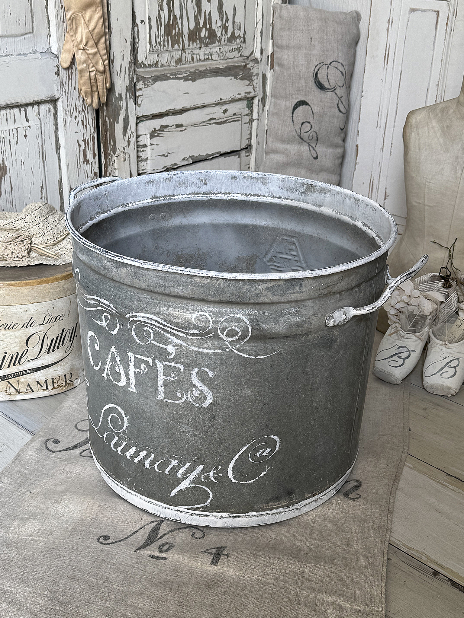 Alter großer Zinktopf mit französischem Flair***