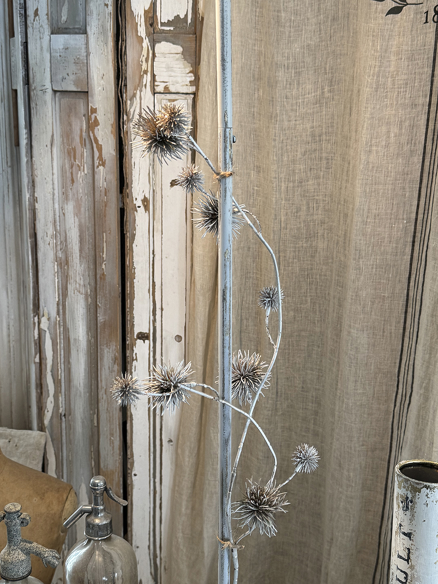 Zarte alte Stehlampe aus Messing – charmantes Vintage-Stück***