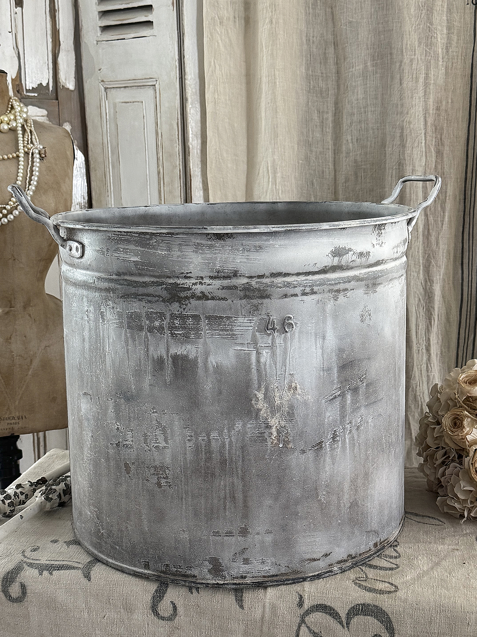 Großer alter Zinktopf (46 Liter) – französischer Vintage-Charme im Shabby-Look***