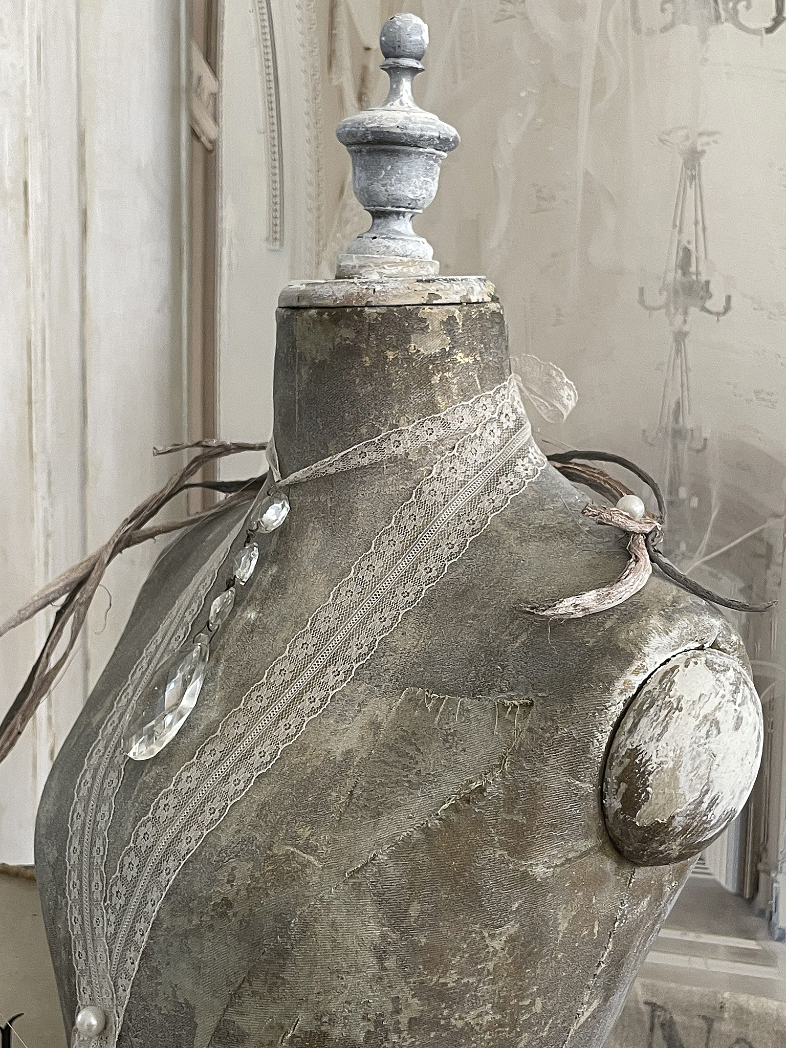 Antike Schneiderpuppe / zarter Torso ***