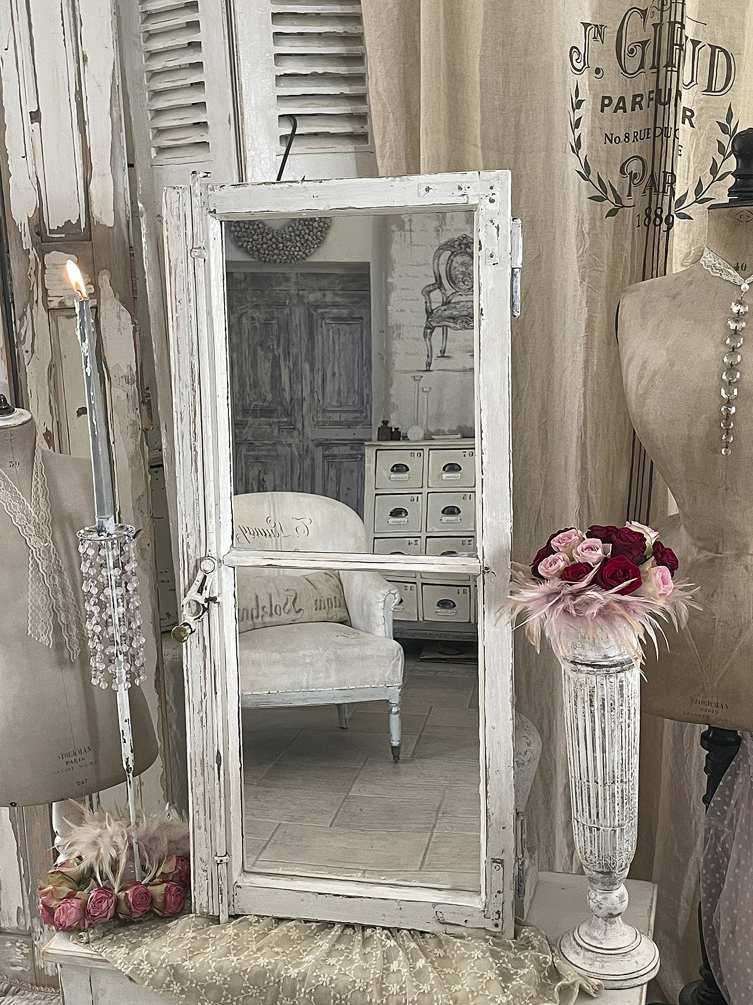 Antikes Sprossen/Spiegelfenster mit Pendelgriff *** Antikes Sprossen/Spiegelfenster mit Pendelgriff ***