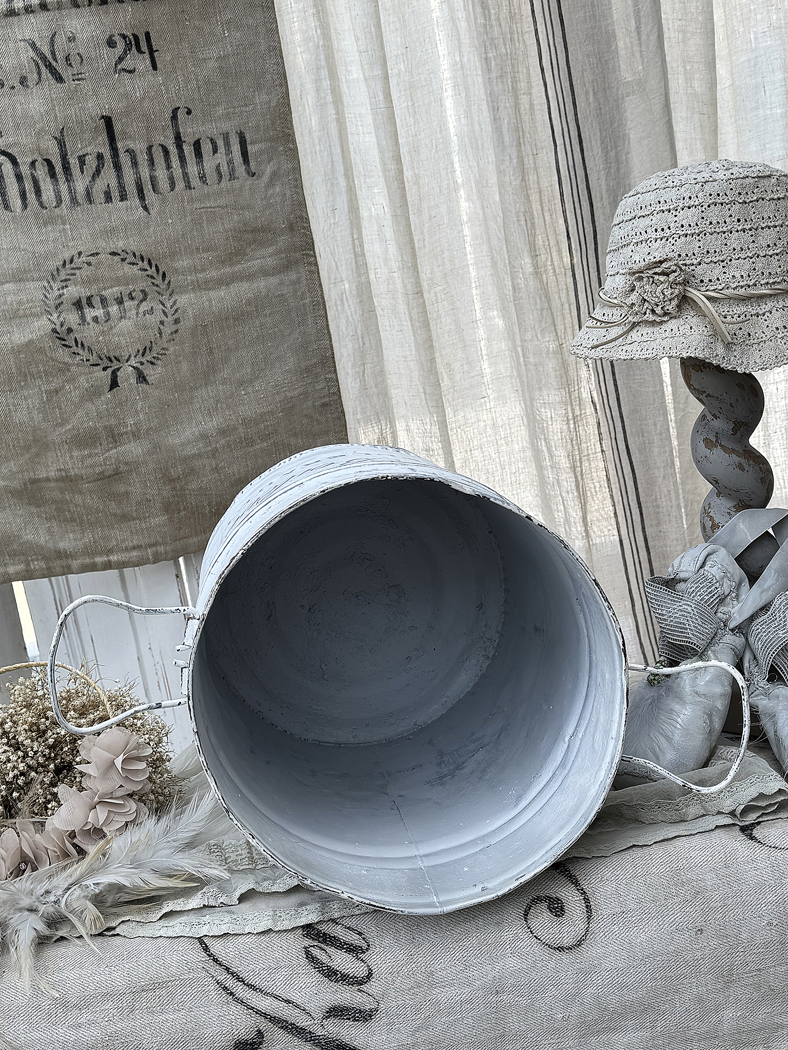 Alter Zinkeimer Boileve