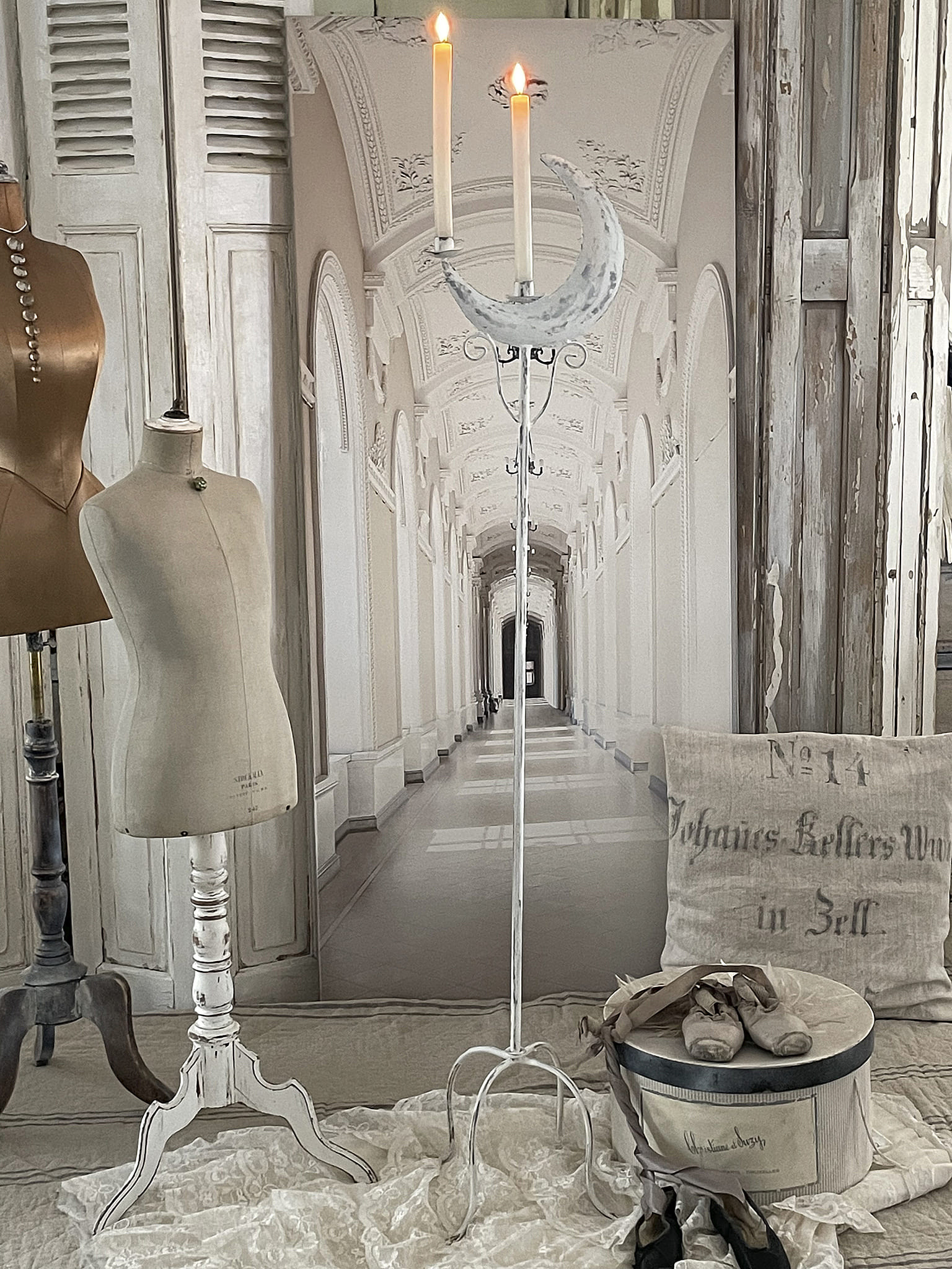 Hoher Kerzenständer Mondsichel***