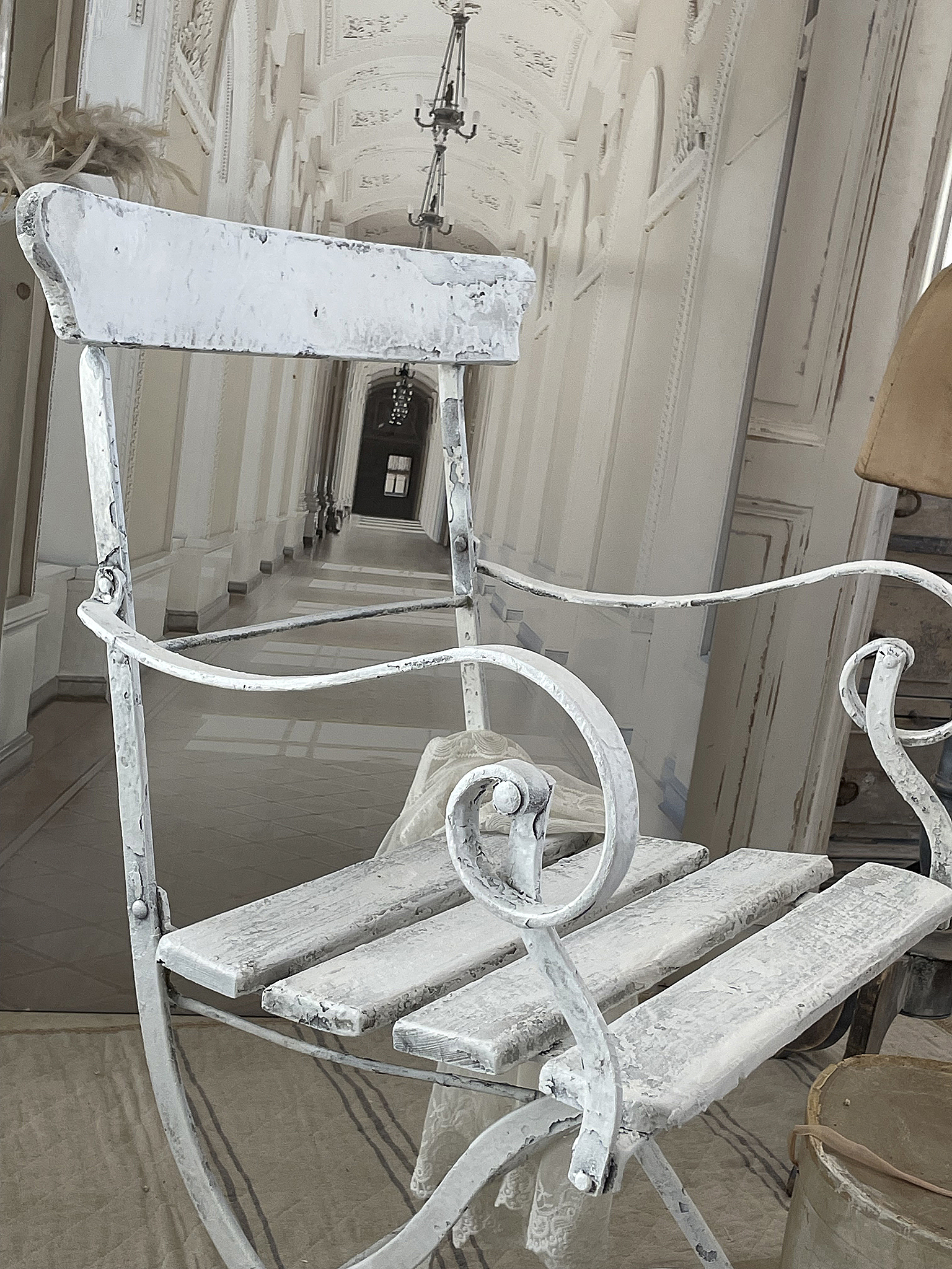Brocante Gartenstuhl mit Armlehne*** Brocante Gartenstuhl mit Armlehne***