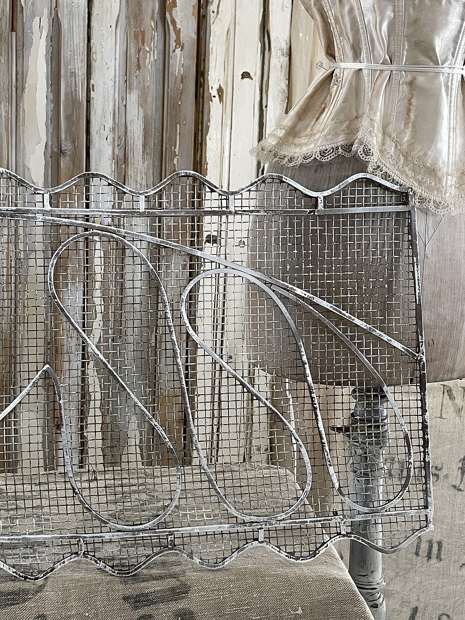 Altes Zierelement aus Metall*** Altes Zierelement aus Metall***