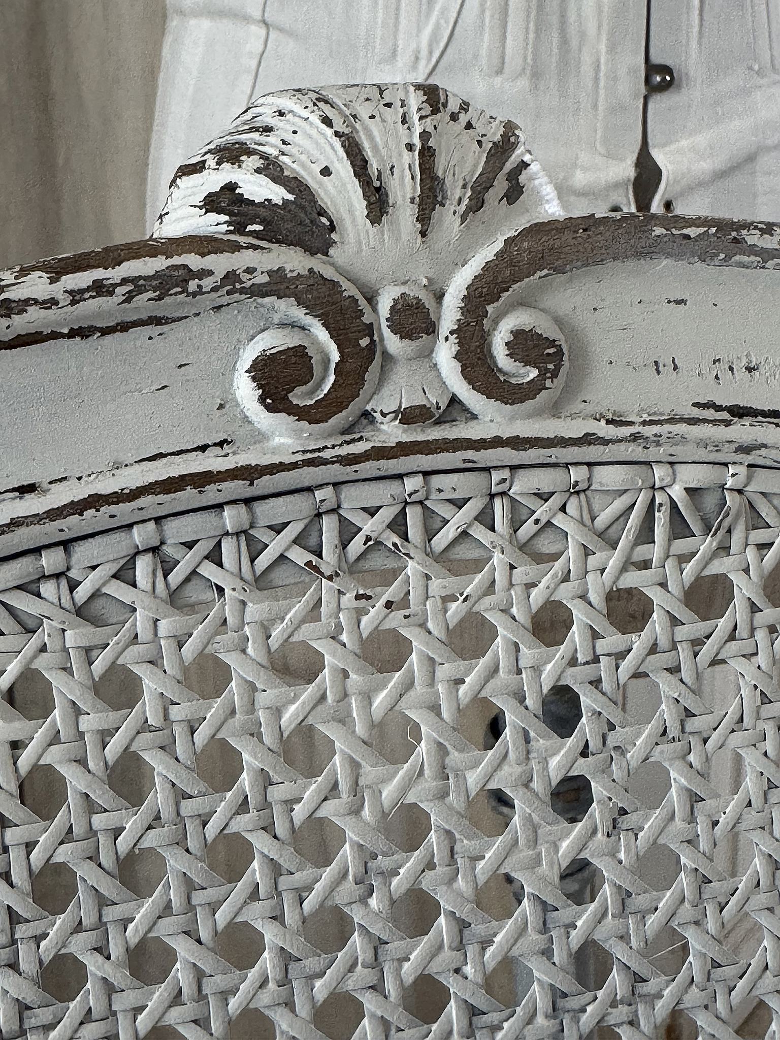 Zarter antiker Chippendale-Stuhl mit Wiener Geflecht – voller Anmut und Charme***