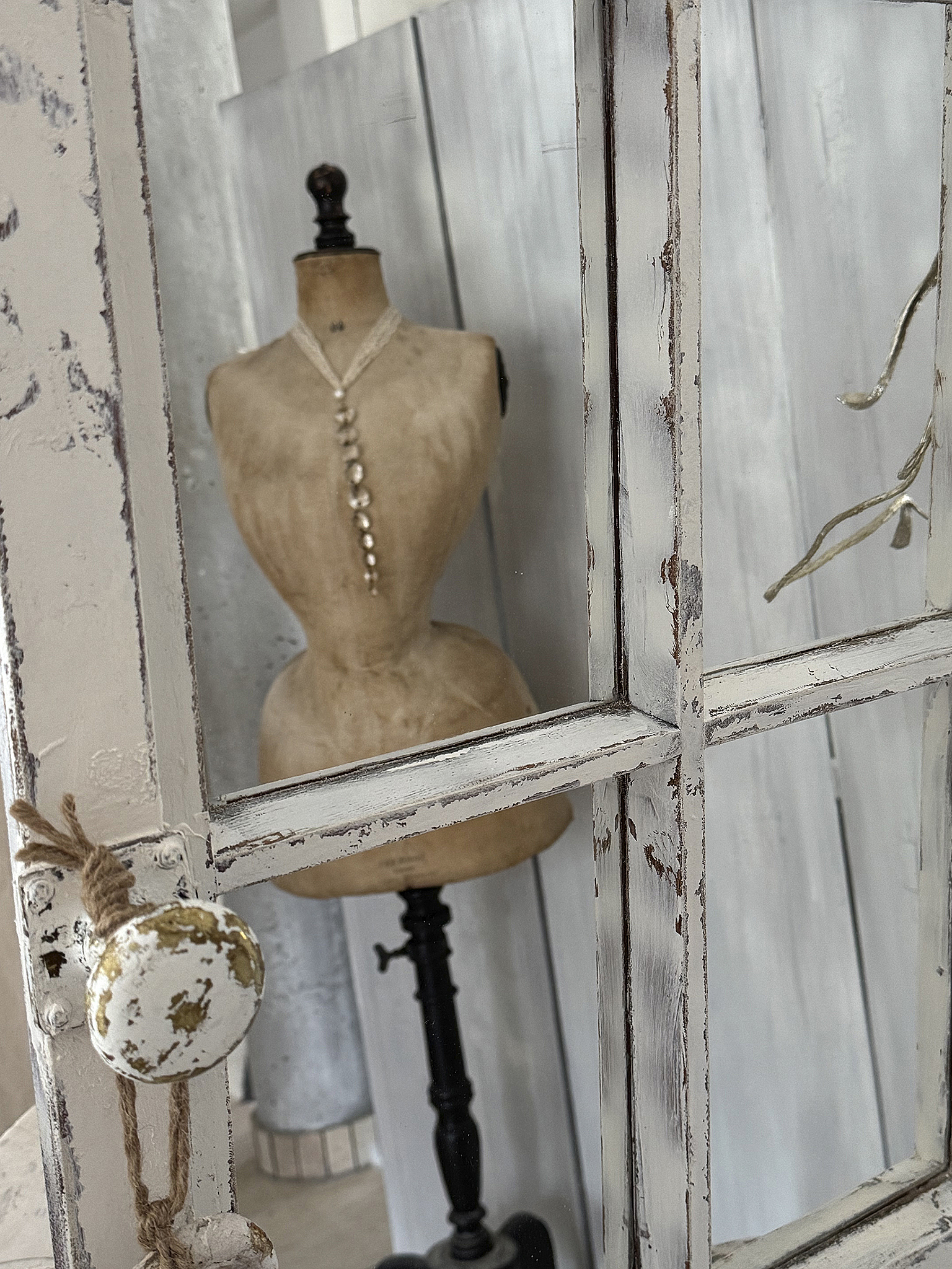 Antikes Sprossen/Spiegelfenster mit Ornament*** Antikes Sprossen/Spiegelfenster mit Ornament***