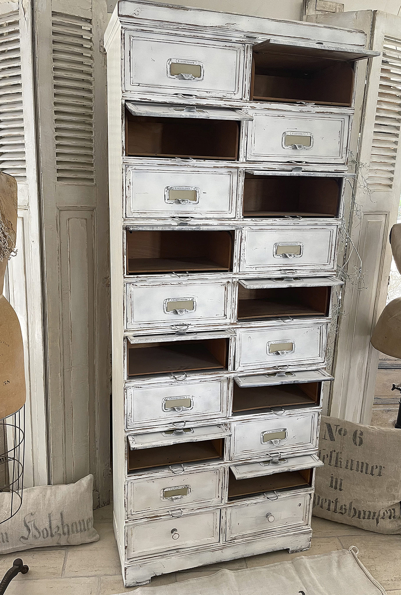 Rarität alter Art Deco Büroschrank Rarität alter Art Deco Büroschrank