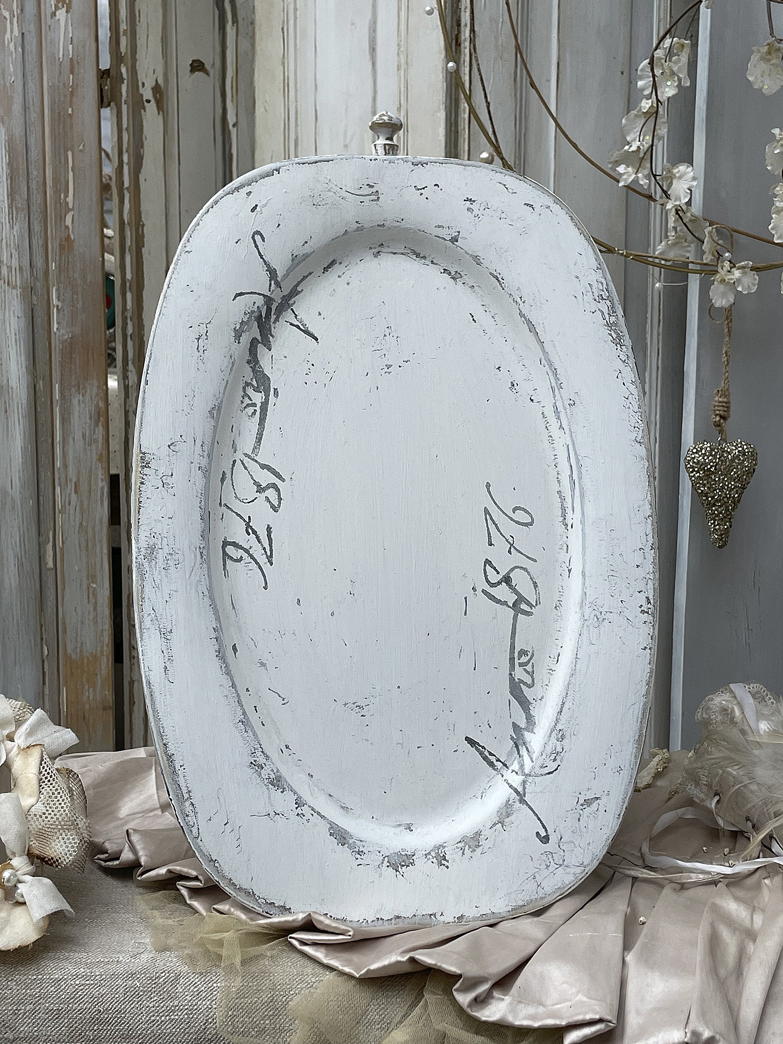 Antike Shabby-Platte Anno***