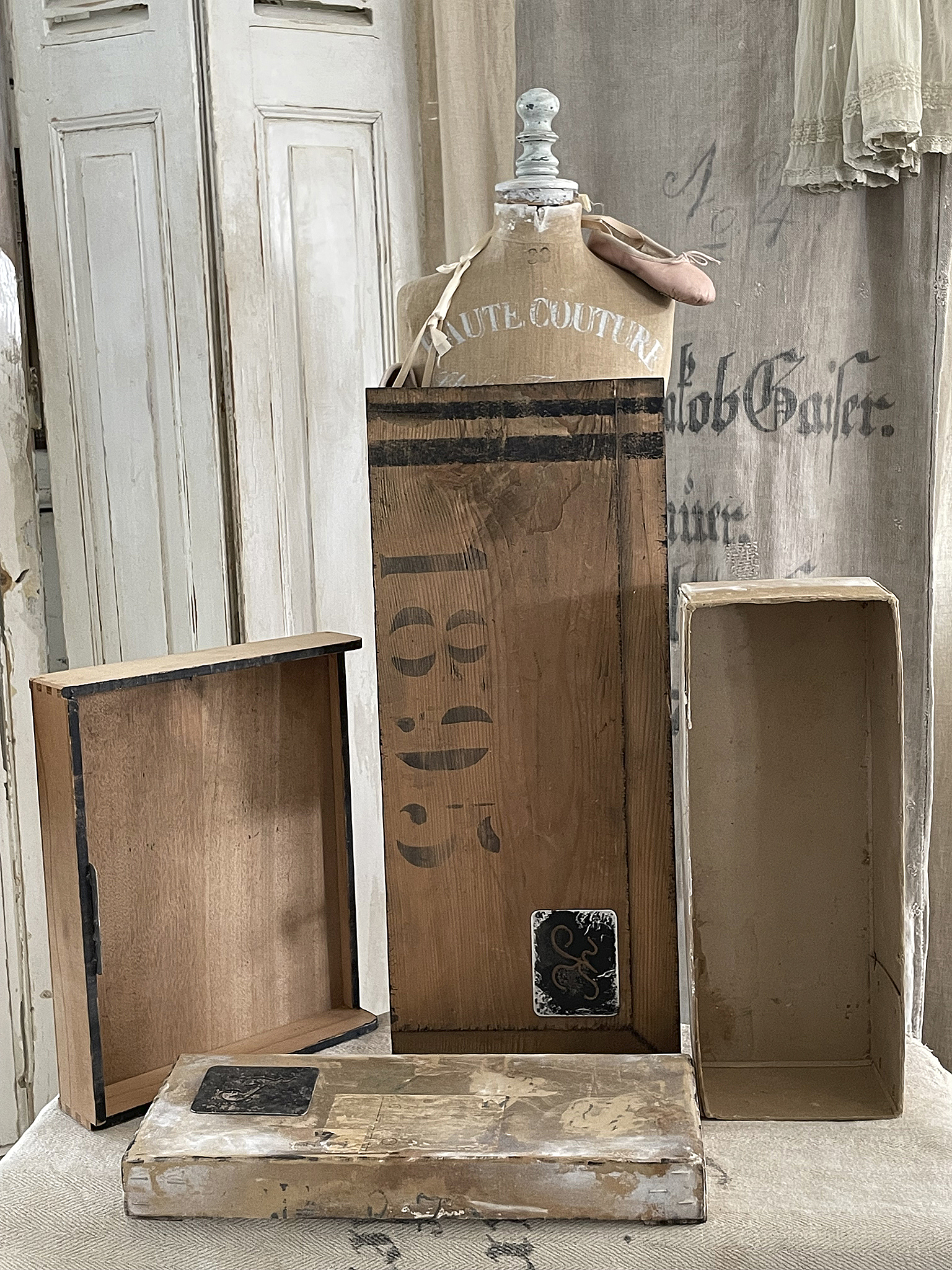 Vintage-Trio-Office Vintage-Trio-Office