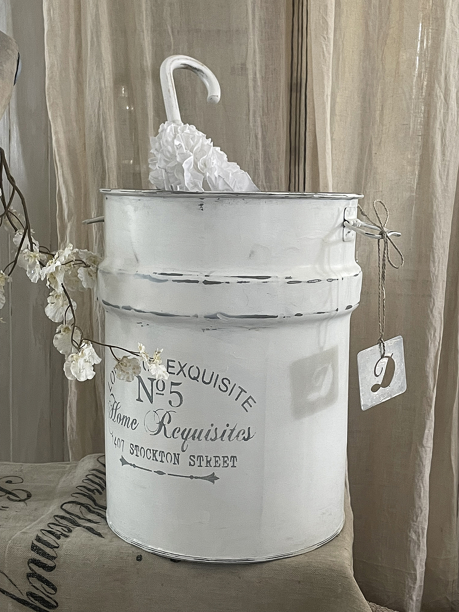 Shabby-Tonne aus Aluminium Reyuisites*** Shabby-Tonne aus Aluminium Reyuisites***