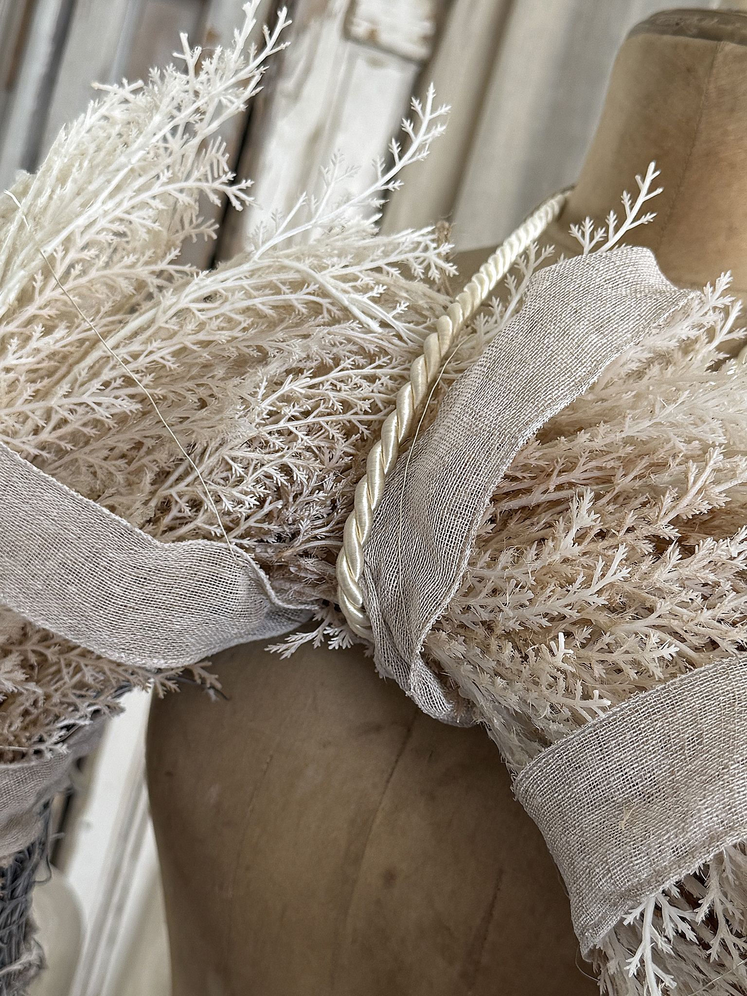 Großer Vintage-Kranz aus zartem Farn***