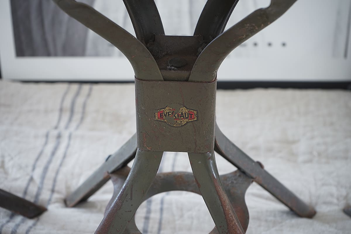 Cooler Vintage Loft Stuhl