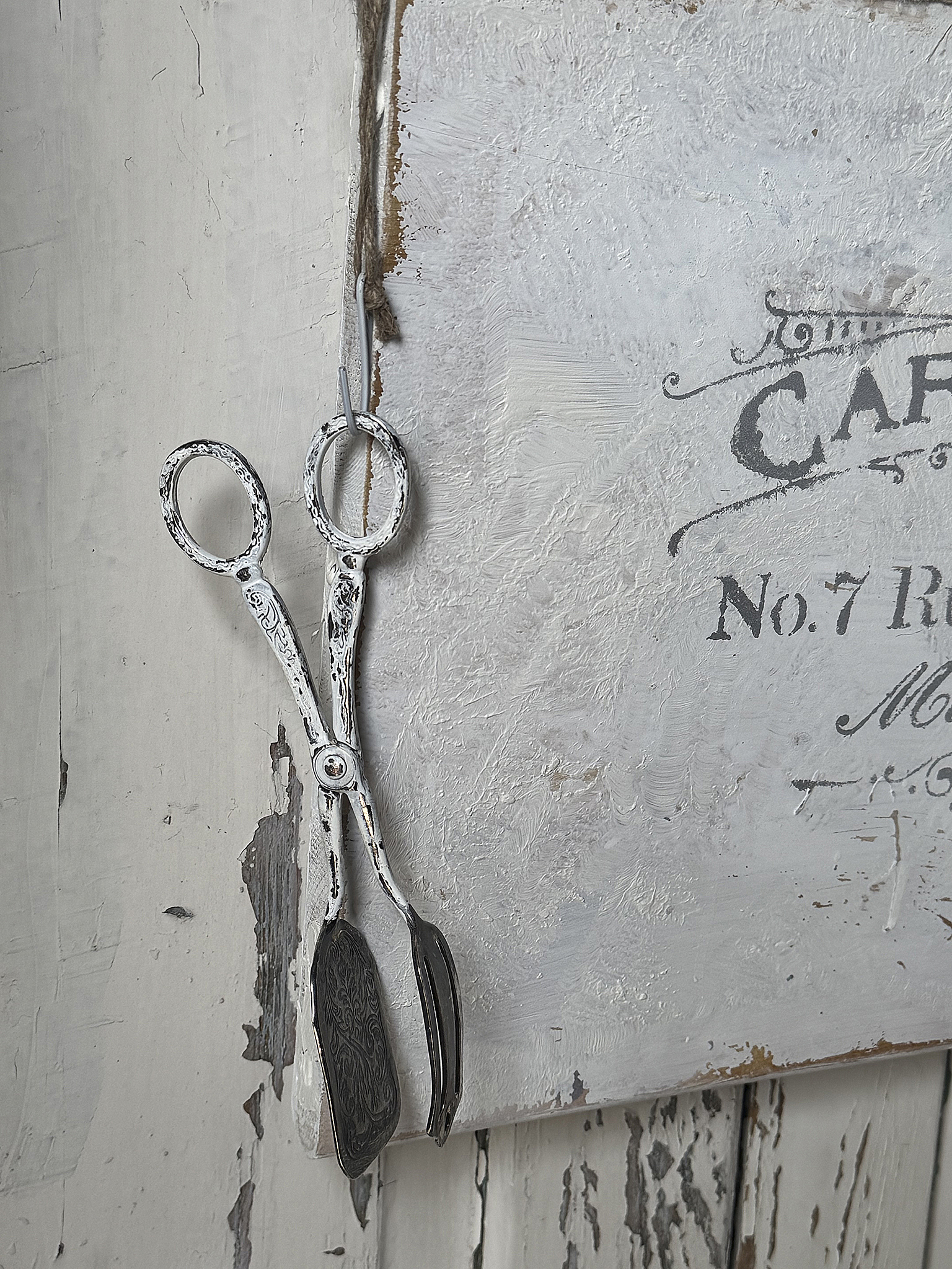 Bild „Cafe Paris“ mit charmanten Begleitern – französischer Vintage-Zauber***