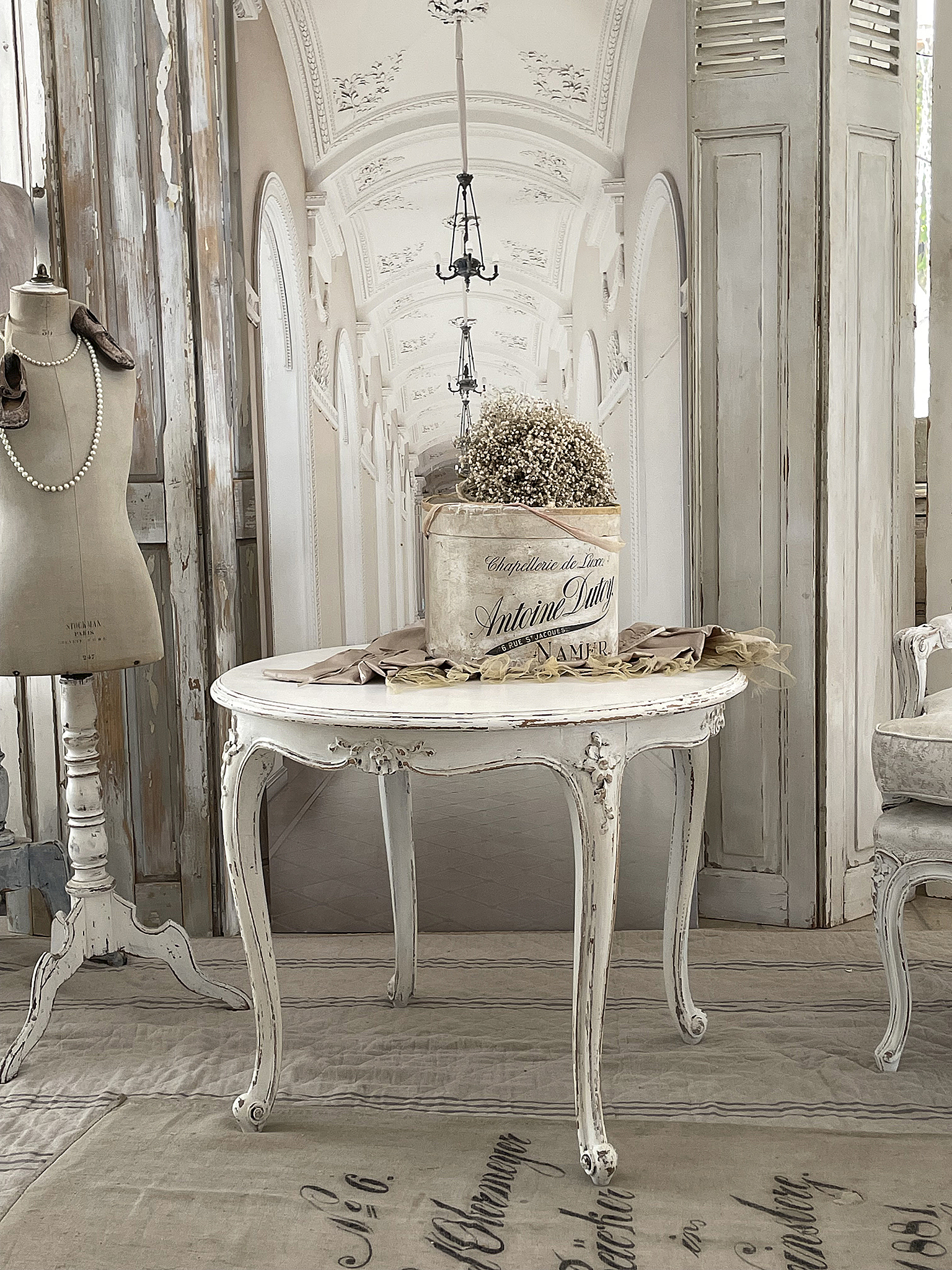 Runder Chippendale Shabby Tisch/Beistelltisch*** Runder Chippendale Shabby Tisch/Beistelltisch***
