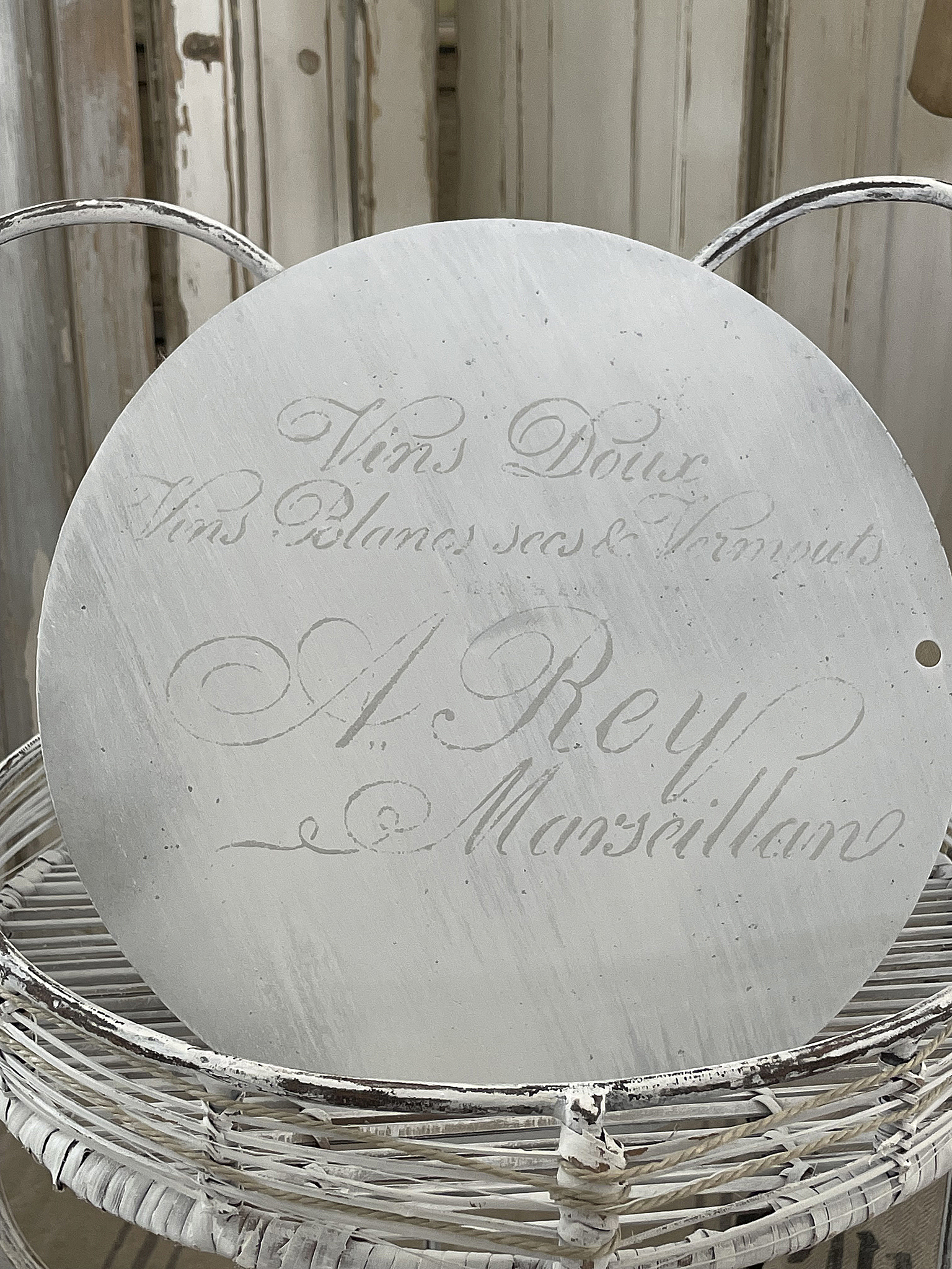Alter Flaschenkorb/ Beistelltisch*** Alter Flaschenkorb/ Beistelltisch***