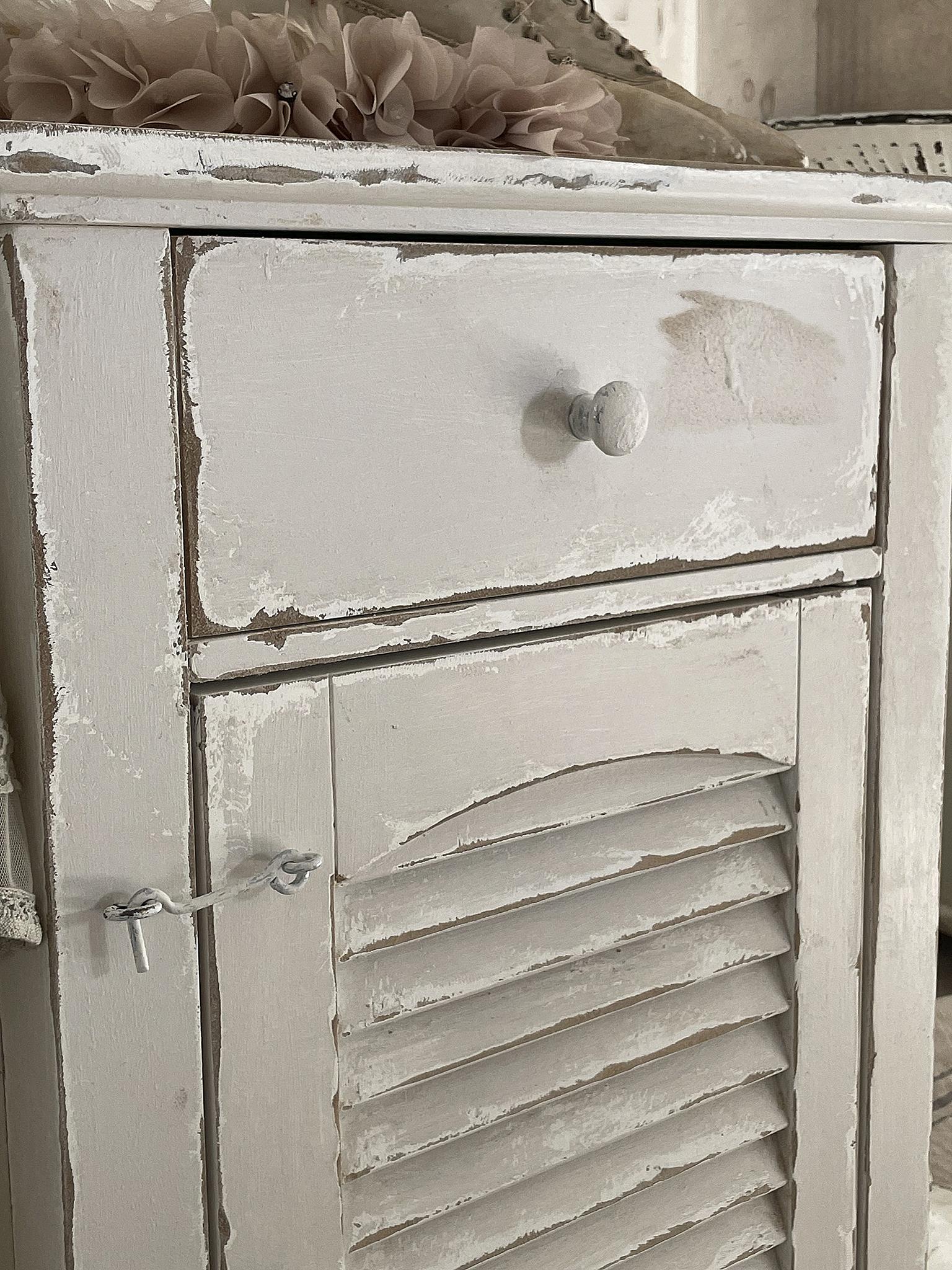Lamellenschränkchen Shabby-Creme*** Lamellenschränkchen Shabby-Creme***