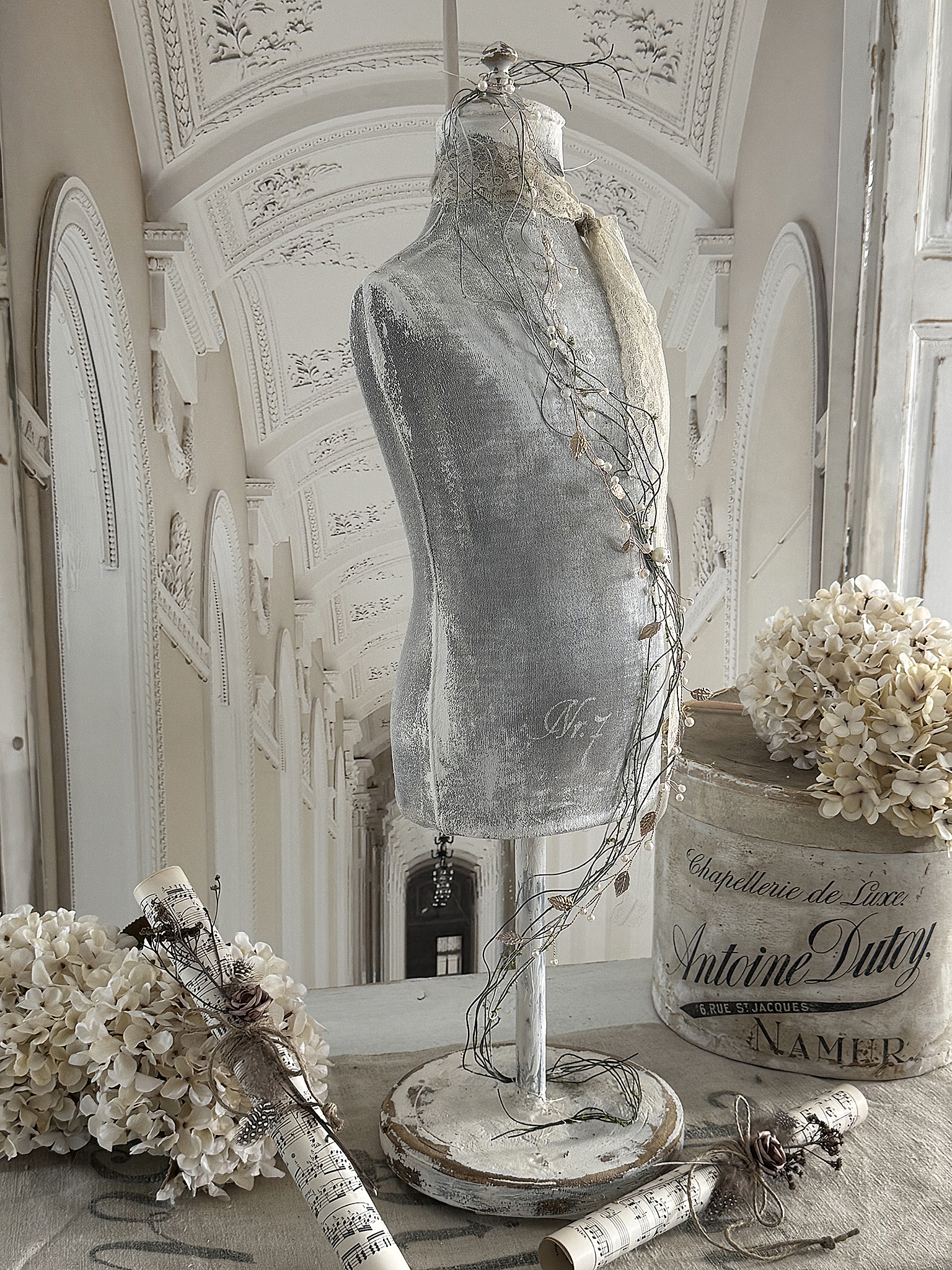 Alte Kinderschneiderpuppe „Romantik“ – bezauberndes Vintage-Stück***