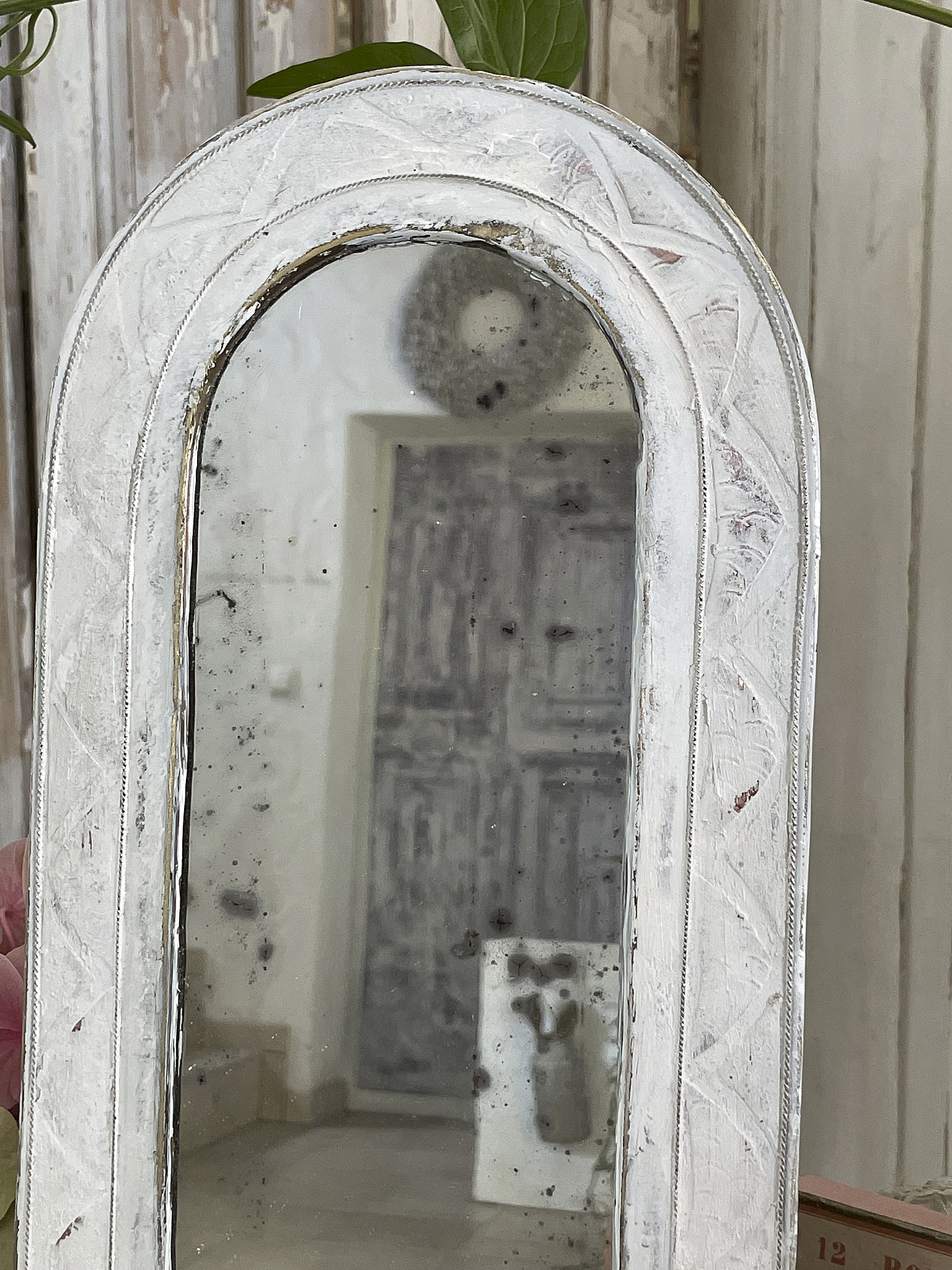 Romantischer alter kleiner Vintage-Spiegel***