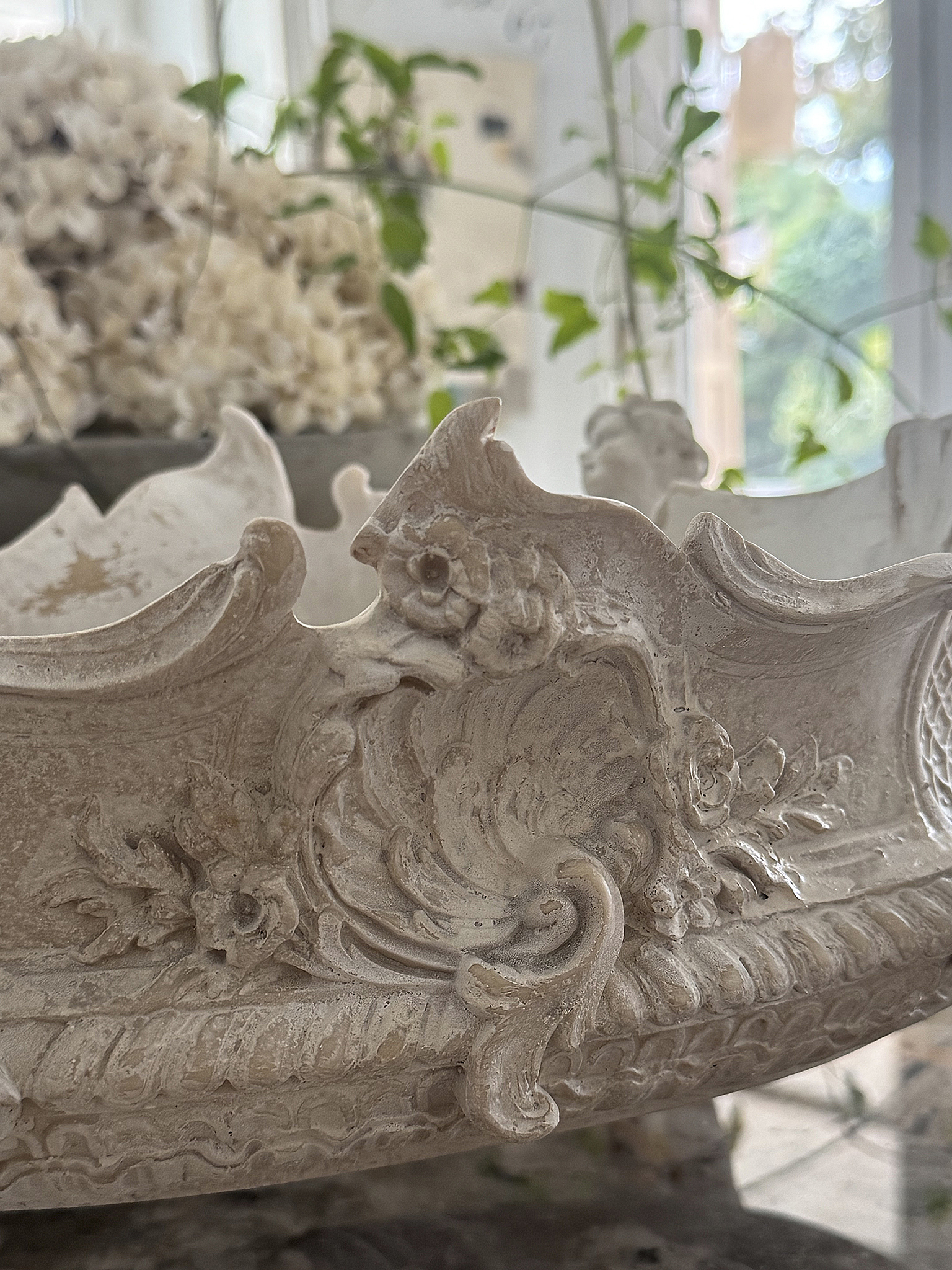 Wunderschöne Shabby-Chic-Jardinière mit Putten – romantisches Rokoko-Flair***