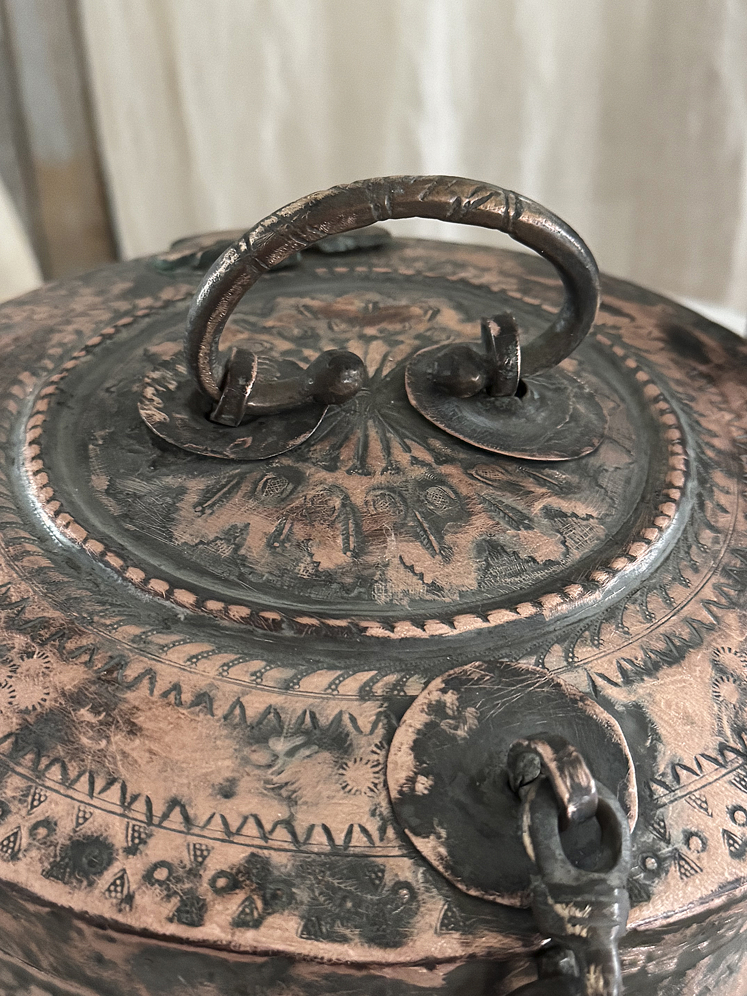 Antike Kupferschale mit Deckel ein kostbares Stück mit Geschichte*** 