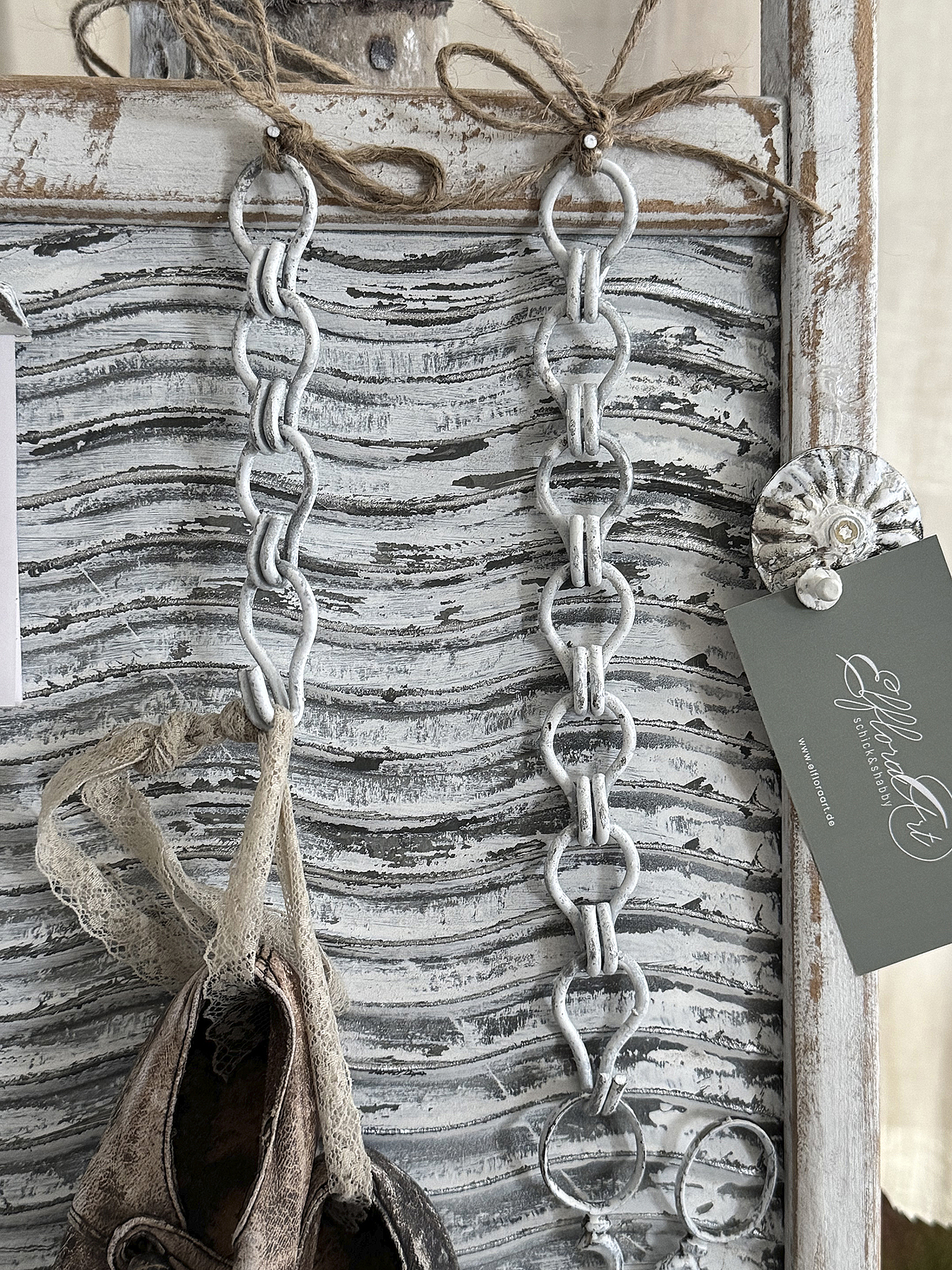 Individuelles Waschbrett als Memo Board im Shabby-Kleid