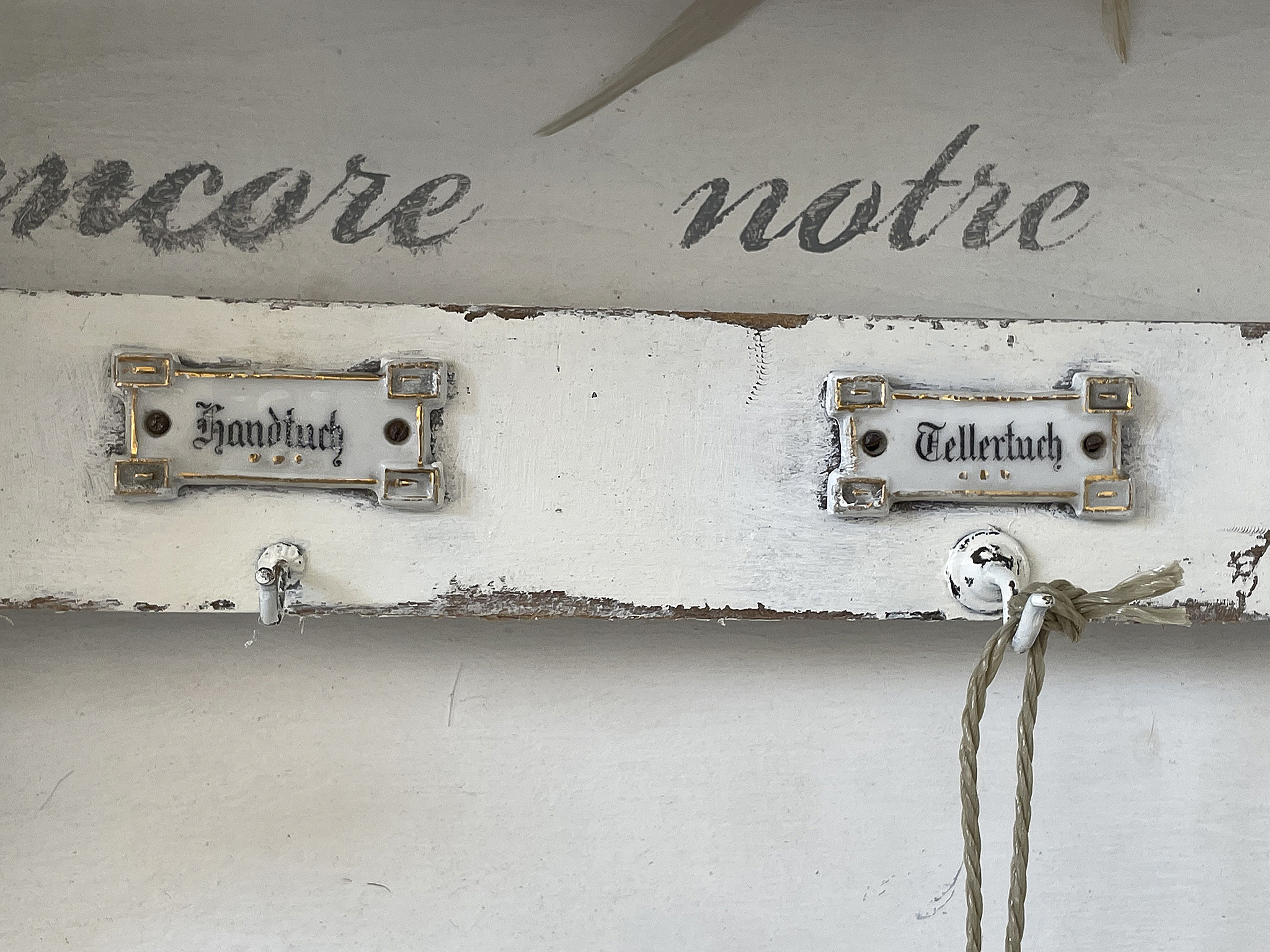 Reserviert! Reizendes antikes Küchenregal mit Schildchen*** Reserviert! Reizendes antikes Küchenregal mit Schildchen***