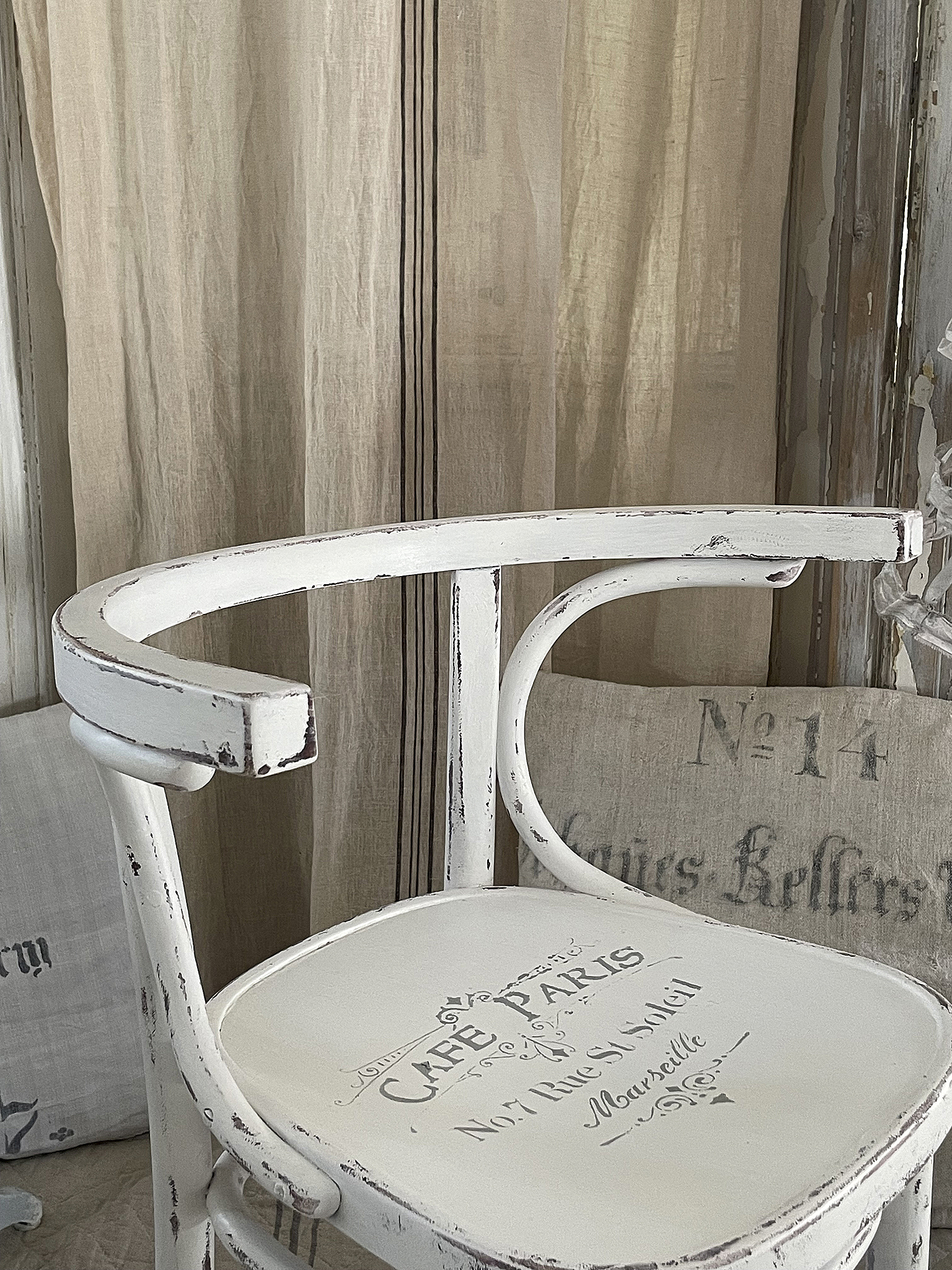 Brocante ausgefallener Armlehnstuhl*** Brocante ausgefallener Armlehnstuhl***