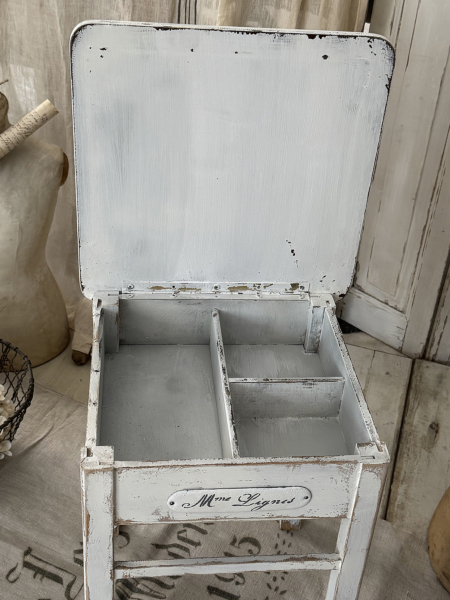 Alter Klapphocker mit Staufach Charmantes Vintage-Unikat***
