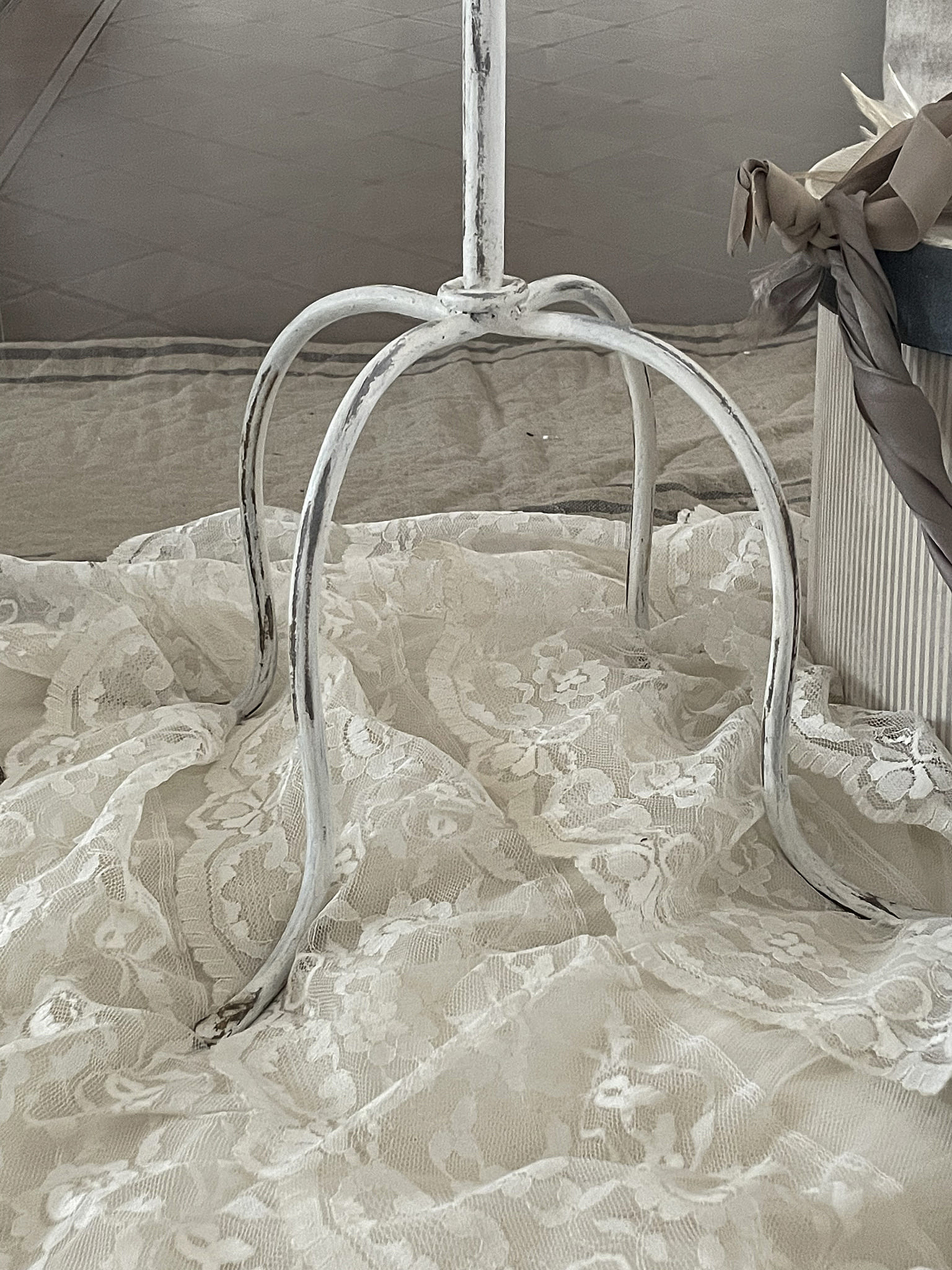 Hoher Kerzenständer Mondsichel***