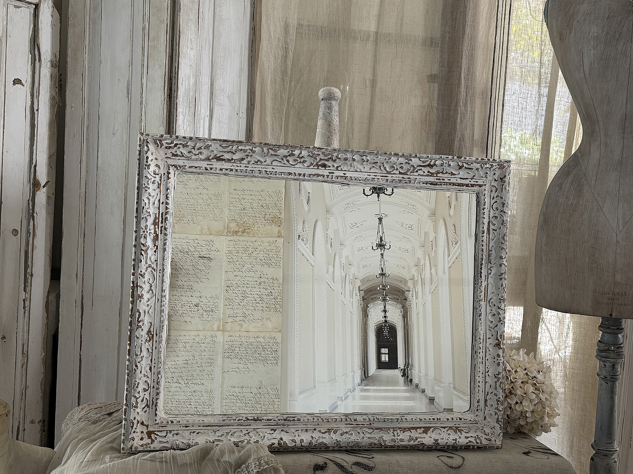 Ein Spiegel mit Geschichte & Charakter***