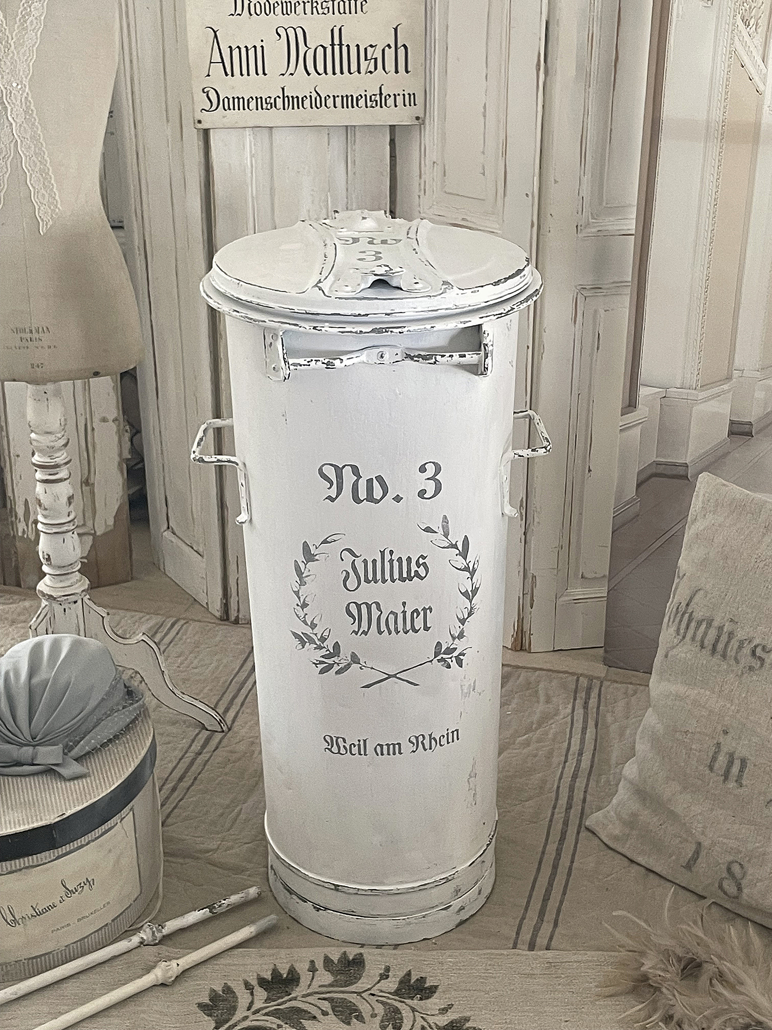 Seltene alte Zinkmülltonne " No.3" Seltene alte Zinkmülltonne " No.3"