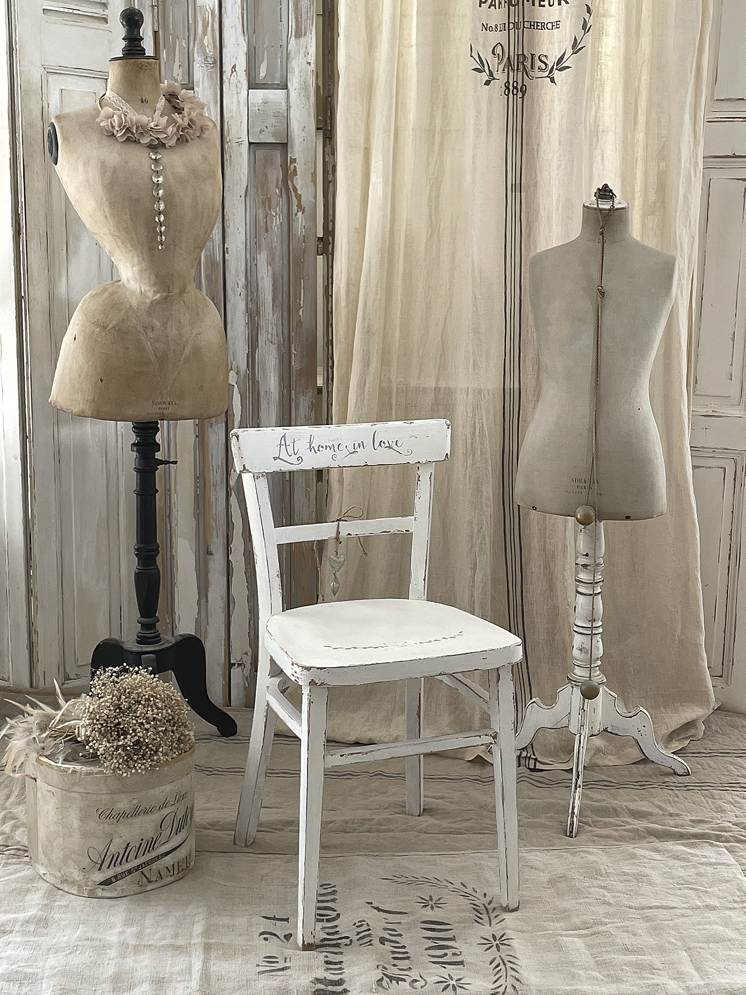 Zarter Shabby-Stuhl Love*** Zarter Shabby-Stuhl Love***