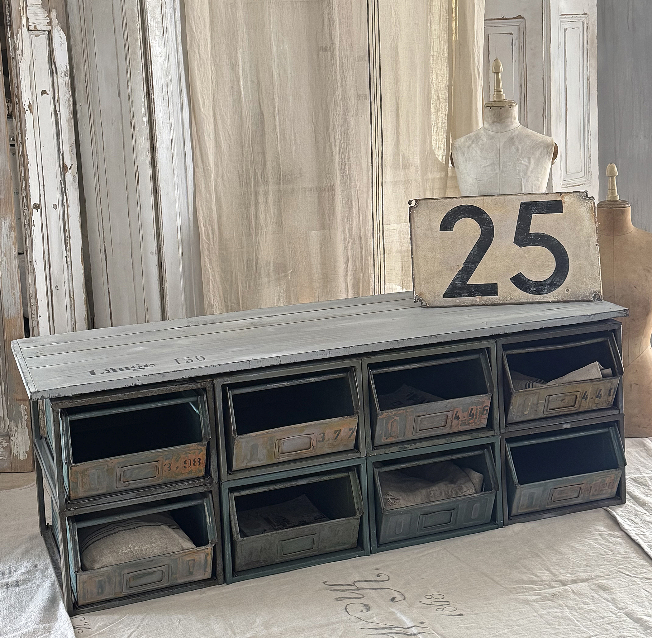 Coole Vintage-Schüttenbank – Ein echtes Unikat für Liebhaber! ***