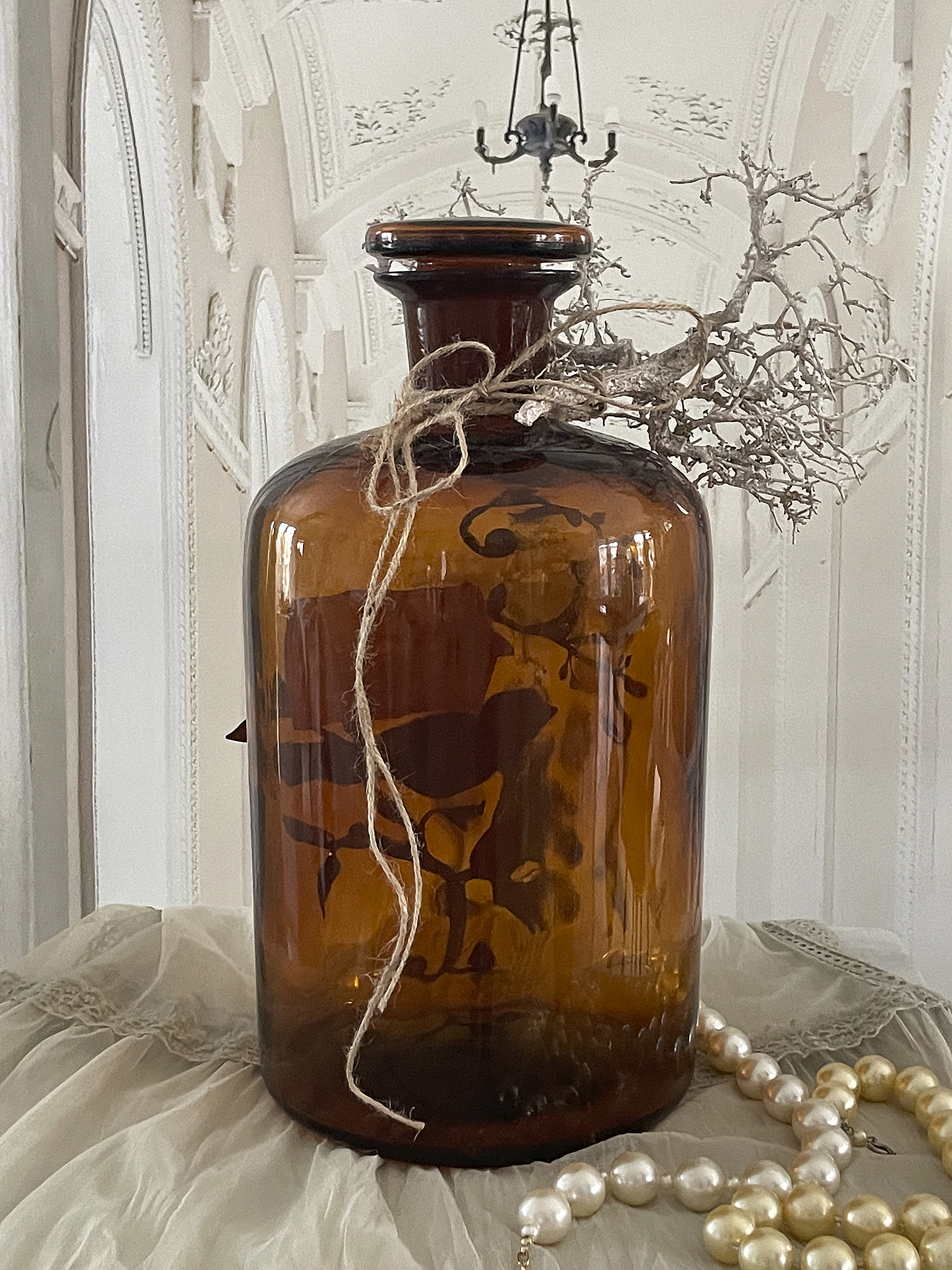 Brocante große Apothekerflasche mit Gehänge ***