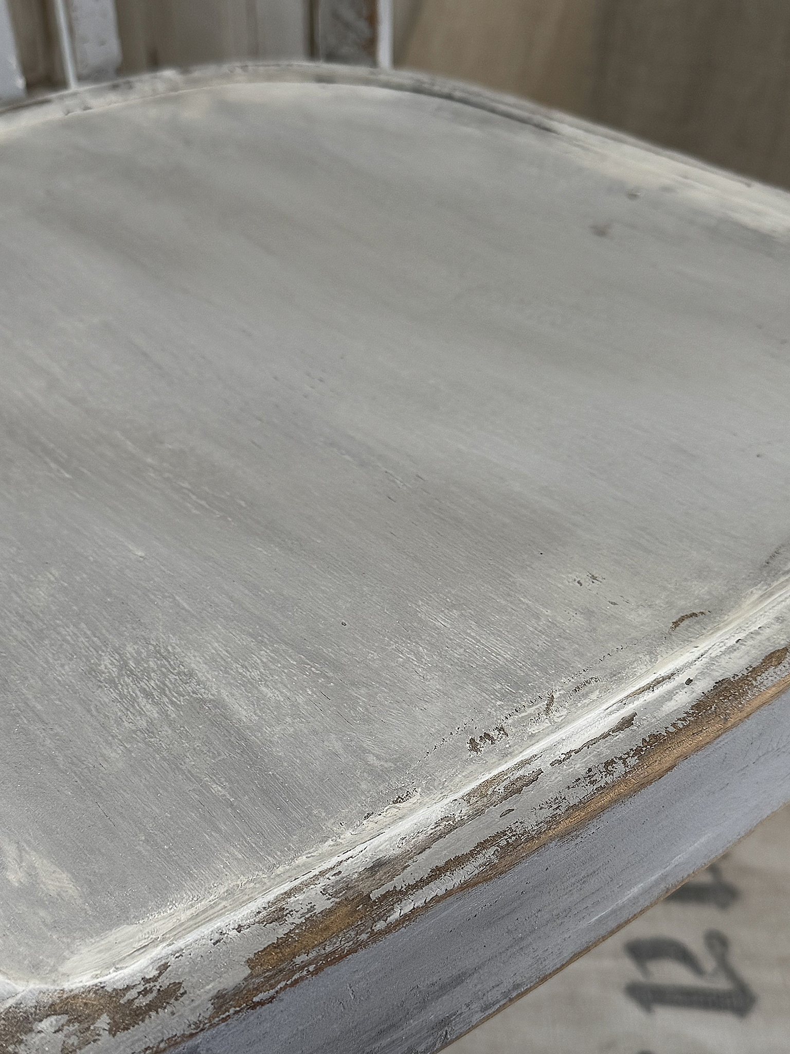 Alter Armlehnenstuhl Bauhaus Vintage/Creme-grau***