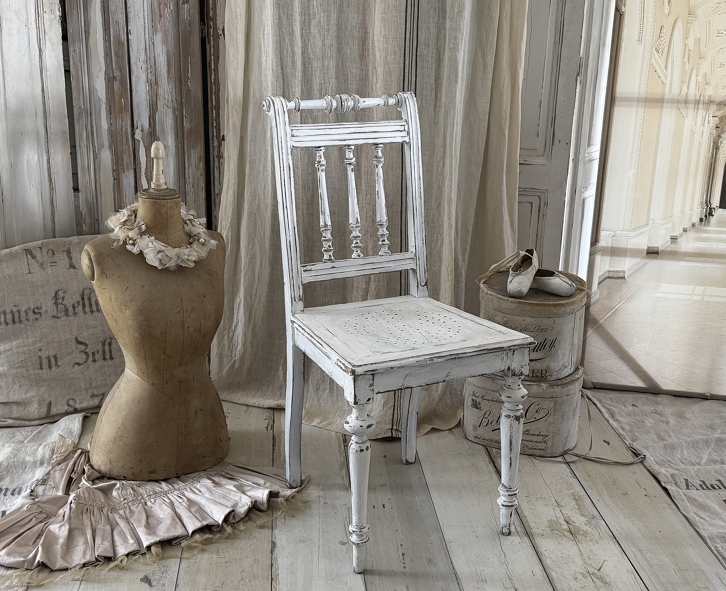 Bezaubernder Gründerzeitstuhl im authentischen Shabby Chic***