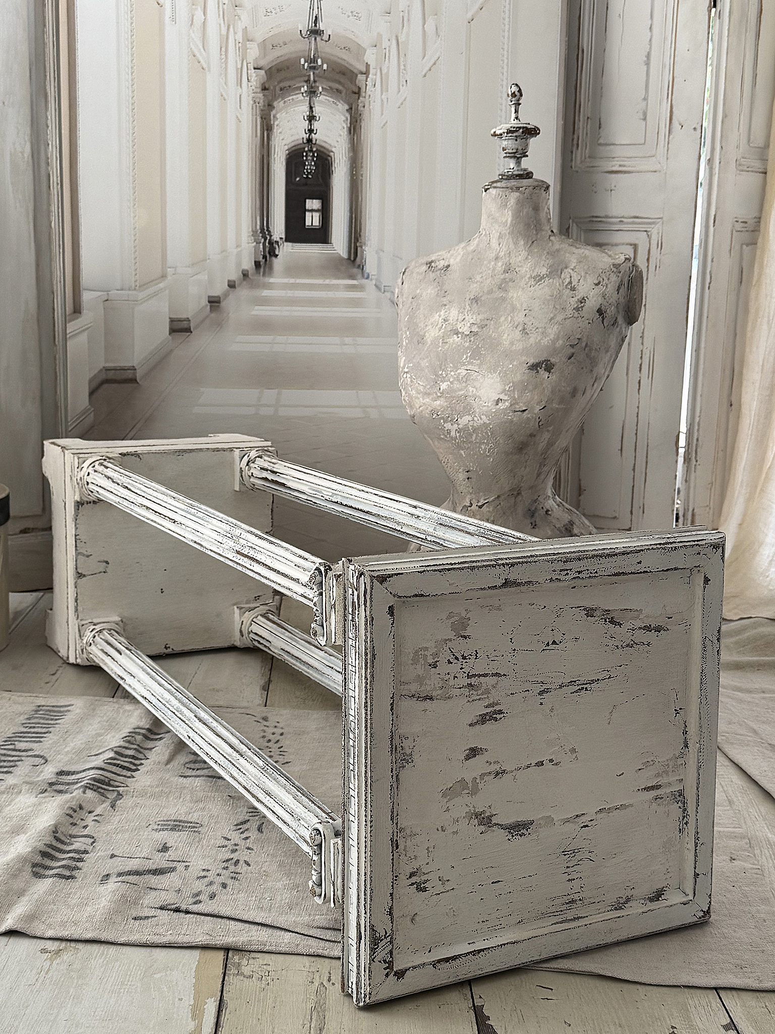 Antikes Shabby-Chic Standsäulenregal aus Vollholz – ein außergewöhnliches Liebhaberstück*** 