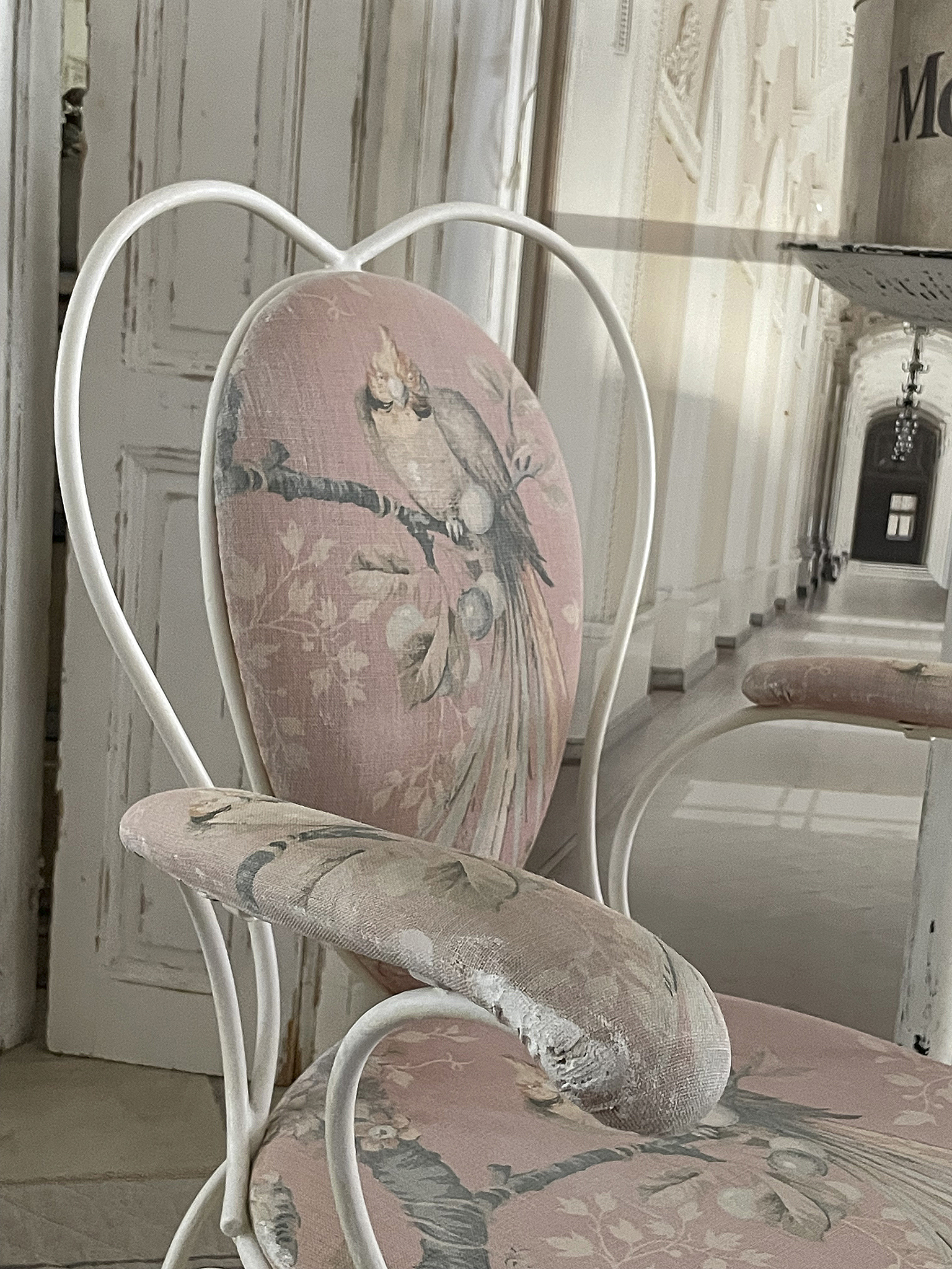Alter edler Metallstuhl mit Polster*** Alter edler Metallstuhl mit Polster***