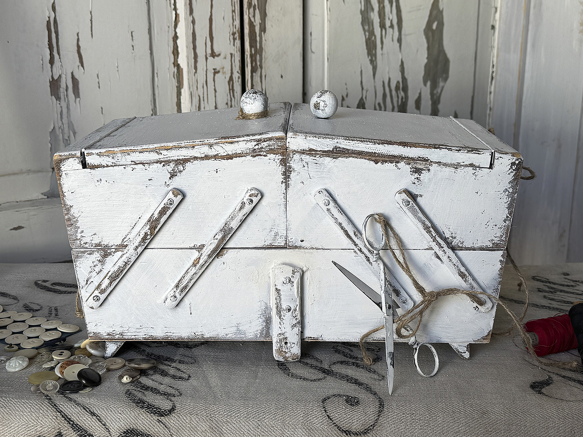 Wundervoller alter Nähkasten/ Ziehharmonika-Kasten***