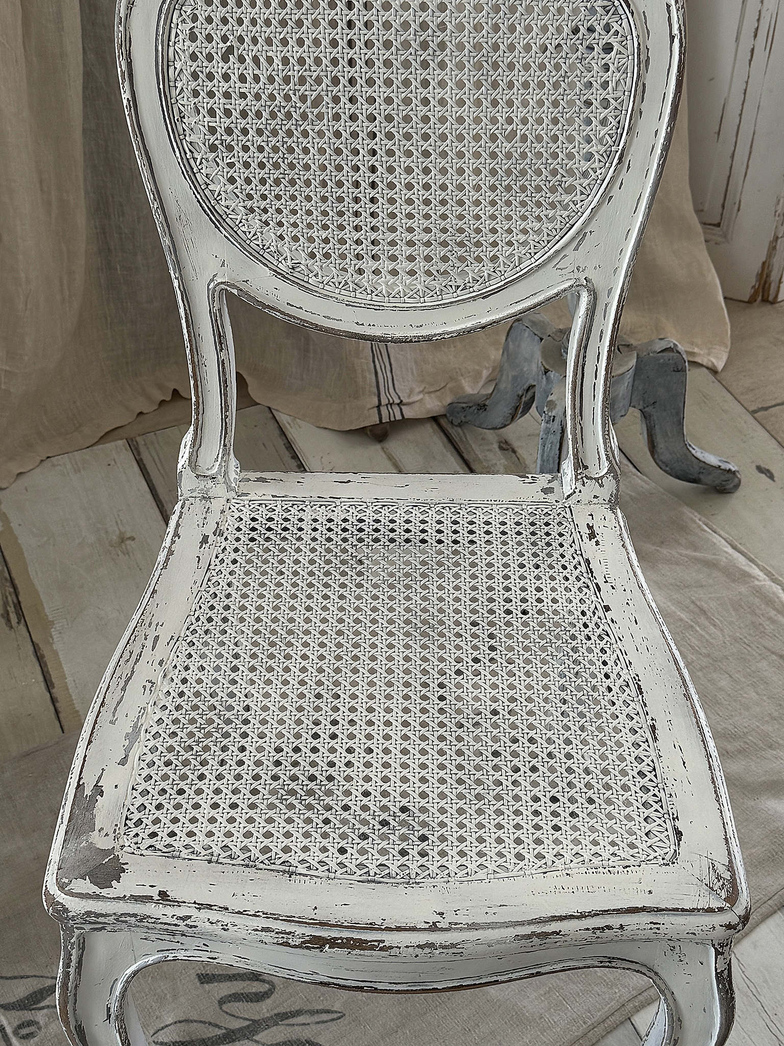 Zarter antiker Chippendale-Stuhl mit Wiener Geflecht – voller Anmut und Charme***